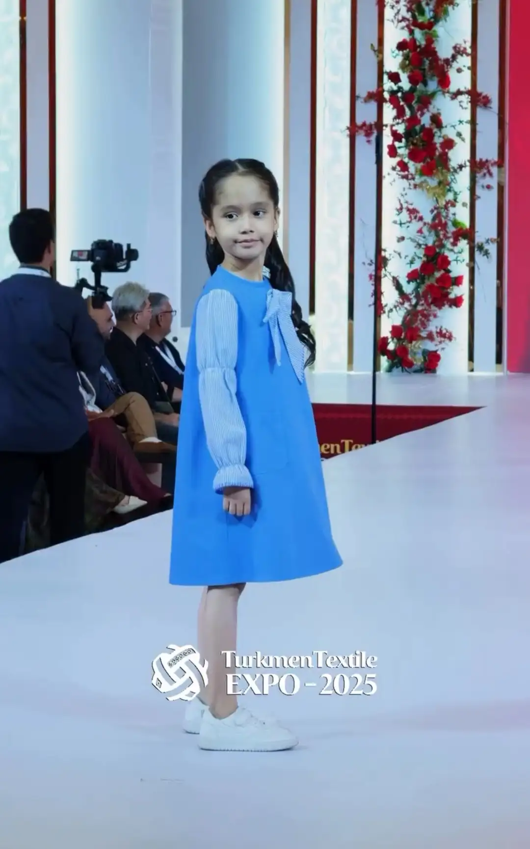 Türkmen fasonlar pombarh fasonlar Fasonlar 2025 fasonlar fason moda modalar Bezen bezen Türkmen fasonlar 2026 Türkmen fasonlar 2025 Türkmen fasonlar 2024 Türkmen fasonlar 2023 turkmenistan türkmenistan turkmen türkmen ashgabat  asgabat aşgabat balkan mary lebap dashoguz dasoguz daşoguz pombarh ponbarhat gulyupek gülýüpek stapel ştapel Gralan Çüýdeşen Abaýa Gadymy Krep Gurultaý 	Keteni Ýüpek Şifon Gipýur Lyon Welwet Atlas Kaşemir Streýç Suzana Ştapel Gülýüpek Pombarh Ýupka Gursakça Aksesuarlar Palto Penjek Okuw eşik Fata Sport eşik Uniforma Nakidka Öýme Şarf kompýuter ýaka ýaglyk Arenda köýnek 2nji el köýnek Taýyn köýnek Matalar Milli lybas milli lybaslar Toý köýnek Toý köýnekler toy koynek toy koynekler gundelik koynekler Gündelik	 
 köýnekler fata koynek Modern taze fason Eskiz koynektm turkmenkoynek türkmenkoynek fason moda moda fasonlar Iş eşik el iş	sada	ýakaly ýakasyz	keşdeli biserli	ýeňli giň nagyşly ýüregi açyk stoýka ýaka ýanly kombinasiýa 	zerli üsti aşak guşakly seçekli gysga ýeňli Modern TürkmenTextile Expo 2025 -12 Gök, Benewşe yaz, tomus, guyz