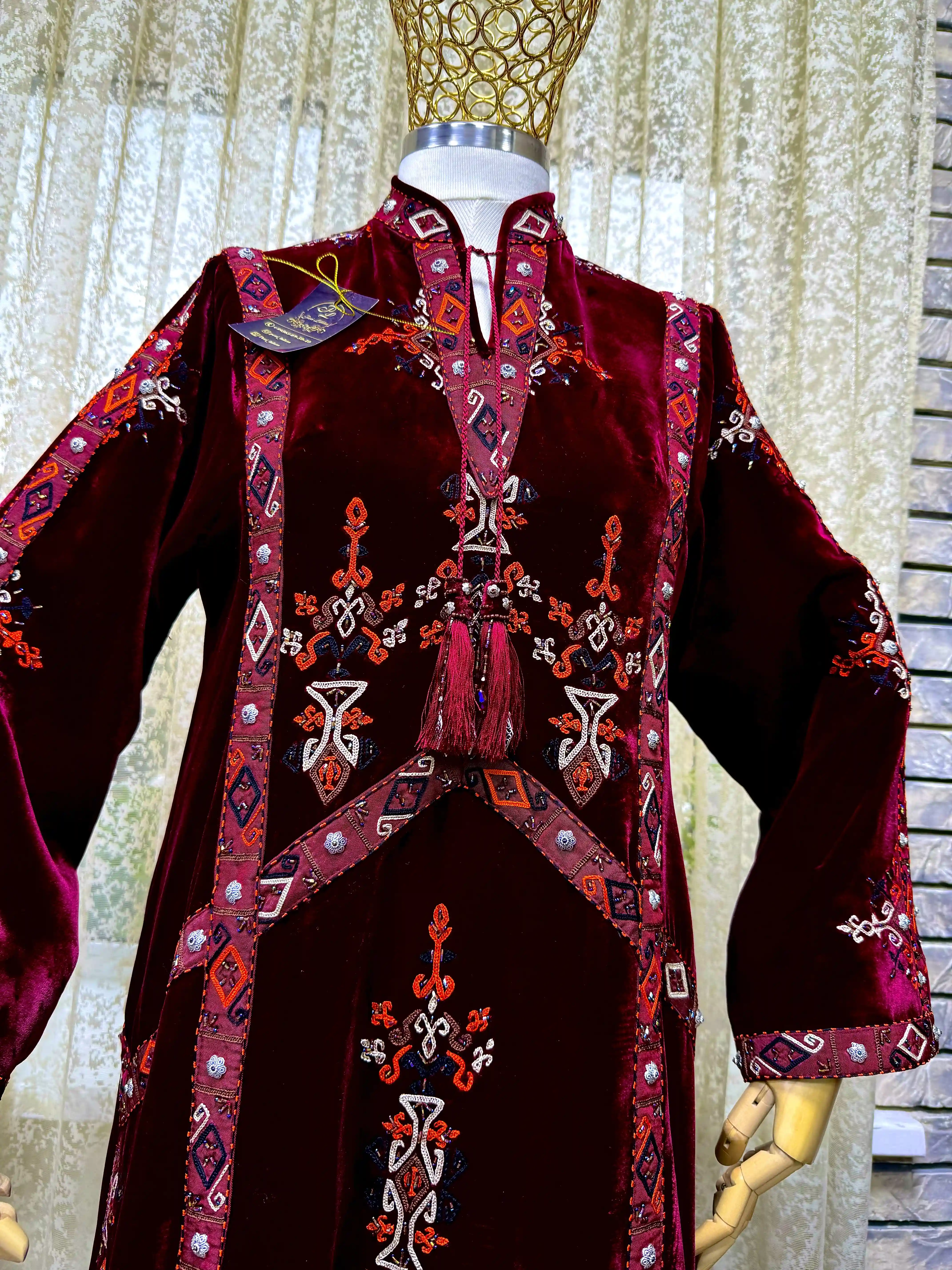 Türkmen fasonlar pombarh fasonlar Fasonlar 2025 fasonlar fason moda modalar Bezen bezen Türkmen fasonlar 2026 Türkmen fasonlar 2025 Türkmen fasonlar 2024 Türkmen fasonlar 2023 turkmenistan türkmenistan turkmen türkmen ashgabat  asgabat aşgabat balkan mary lebap dashoguz dasoguz daşoguz pombarh ponbarhat gulyupek gülýüpek stapel ştapel Gralan Çüýdeşen Abaýa Gadymy Krep Gurultaý 	Keteni Ýüpek Şifon Gipýur Lyon Welwet Atlas Kaşemir Streýç Suzana Ştapel Gülýüpek Pombarh Ýupka Gursakça Aksesuarlar Palto Penjek Okuw eşik Fata Sport eşik Uniforma Nakidka Öýme Şarf kompýuter ýaka ýaglyk Arenda köýnek 2nji el köýnek Taýyn köýnek Matalar Milli lybas milli lybaslar Toý köýnek Toý köýnekler toy koynek toy koynekler gundelik koynekler Gündelik	 
 köýnekler fata koynek Modern taze fason Eskiz koynektm turkmenkoynek türkmenkoynek fason moda moda fasonlar Iş eşik el iş	sada	ýakaly ýakasyz	keşdeli biserli	ýeňli giň nagyşly ýüregi açyk stoýka ýaka ýanly kombinasiýa 	zerli üsti aşak guşakly seçekli gysga ýeňli Panbarhat (Pombarh) Toý köýnek, Milli lybas, Uçurym köýnek el iş, keşdeli, ýakaly, ýeňli, giň, nagyşly 17-25, 26-35, 35+ Goýy-gyzyl guyz