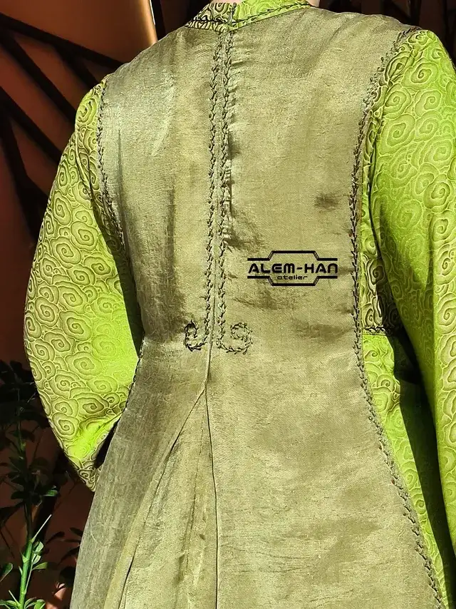 Türkmen fasonlar pombarh fasonlar Fasonlar 2025 fasonlar fason moda modalar Bezen bezen Türkmen fasonlar 2026 Türkmen fasonlar 2025 Türkmen fasonlar 2024 Türkmen fasonlar 2023 turkmenistan türkmenistan turkmen türkmen ashgabat  asgabat aşgabat balkan mary lebap dashoguz dasoguz daşoguz pombarh ponbarhat gulyupek gülýüpek stapel ştapel Gralan Çüýdeşen Abaýa Gadymy Krep Gurultaý 	Keteni Ýüpek Şifon Gipýur Lyon Welwet Atlas Kaşemir Streýç Suzana Ştapel Gülýüpek Pombarh Ýupka Gursakça Aksesuarlar Palto Penjek Okuw eşik Fata Sport eşik Uniforma Nakidka Öýme Şarf kompýuter ýaka ýaglyk Arenda köýnek 2nji el köýnek Taýyn köýnek Matalar Milli lybas milli lybaslar Toý köýnek Toý köýnekler toy koynek toy koynekler gundelik koynekler Gündelik	 
 köýnekler fata koynek Modern taze fason Eskiz koynektm turkmenkoynek türkmenkoynek fason moda moda fasonlar Iş eşik el iş	sada	ýakaly ýakasyz	keşdeli biserli	ýeňli giň nagyşly ýüregi açyk stoýka ýaka ýanly kombinasiýa 	zerli üsti aşak guşakly seçekli gysga ýeňli Gündelik ýakasyz, ýeňli, giň 17-25, 26-35 Haki, Ýaşyl yaz, tomus, guyz, gysh