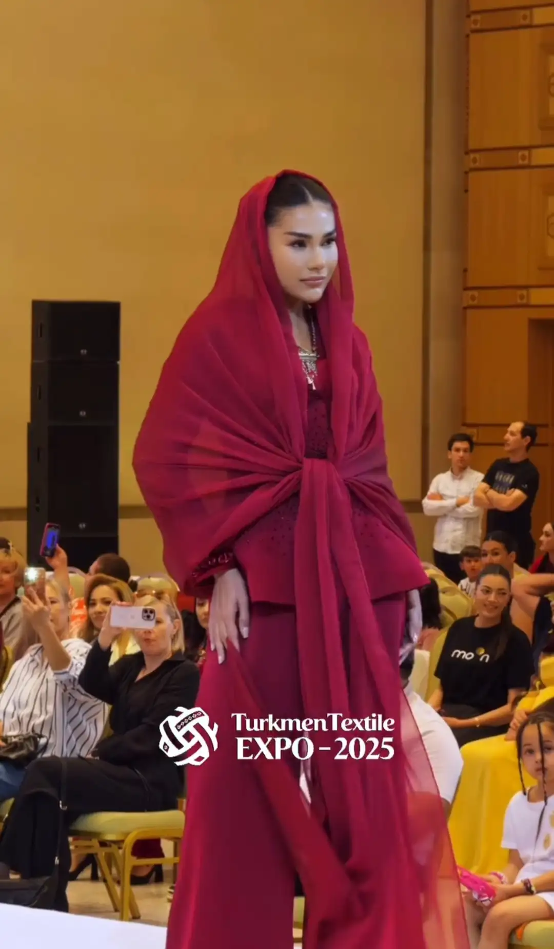 Türkmen fasonlar pombarh fasonlar Fasonlar 2025 fasonlar fason moda modalar Bezen bezen Türkmen fasonlar 2026 Türkmen fasonlar 2025 Türkmen fasonlar 2024 Türkmen fasonlar 2023 turkmenistan türkmenistan turkmen türkmen ashgabat  asgabat aşgabat balkan mary lebap dashoguz dasoguz daşoguz pombarh ponbarhat gulyupek gülýüpek stapel ştapel Gralan Çüýdeşen Abaýa Gadymy Krep Gurultaý 	Keteni Ýüpek Şifon Gipýur Lyon Welwet Atlas Kaşemir Streýç Suzana Ştapel Gülýüpek Pombarh Ýupka Gursakça Aksesuarlar Palto Penjek Okuw eşik Fata Sport eşik Uniforma Nakidka Öýme Şarf kompýuter ýaka ýaglyk Arenda köýnek 2nji el köýnek Taýyn köýnek Matalar Milli lybas milli lybaslar Toý köýnek Toý köýnekler toy koynek toy koynekler gundelik koynekler Gündelik	 
 köýnekler fata koynek Modern taze fason Eskiz koynektm turkmenkoynek türkmenkoynek fason moda moda fasonlar Iş eşik el iş	sada	ýakaly ýakasyz	keşdeli biserli	ýeňli giň nagyşly ýüregi açyk stoýka ýaka ýanly kombinasiýa 	zerli üsti aşak guşakly seçekli gysga ýeňli Şifon Modern TürkmenTextile Expo 2025 17-25, 26-35 Gyzyl tomus, guyz