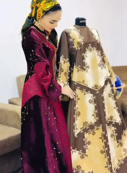 Türkmen fasonlar pombarh fasonlar Fasonlar 2025 fasonlar fason moda modalar Bezen bezen Türkmen fasonlar 2026 Türkmen fasonlar 2025 Türkmen fasonlar 2024 Türkmen fasonlar 2023 turkmenistan türkmenistan turkmen türkmen ashgabat  asgabat aşgabat balkan mary lebap dashoguz dasoguz daşoguz pombarh ponbarhat gulyupek gülýüpek stapel ştapel Gralan Çüýdeşen Abaýa Gadymy Krep Gurultaý 	Keteni Ýüpek Şifon Gipýur Lyon Welwet Atlas Kaşemir Streýç Suzana Ştapel Gülýüpek Pombarh Ýupka Gursakça Aksesuarlar Palto Penjek Okuw eşik Fata Sport eşik Uniforma Nakidka Öýme Şarf kompýuter ýaka ýaglyk Arenda köýnek 2nji el köýnek Taýyn köýnek Matalar Milli lybas milli lybaslar Toý köýnek Toý köýnekler toy koynek toy koynekler gundelik koynekler Gündelik	 
 köýnekler fata koynek Modern taze fason Eskiz koynektm turkmenkoynek türkmenkoynek fason moda moda fasonlar Iş eşik el iş	sada	ýakaly ýakasyz	keşdeli biserli	ýeňli giň nagyşly ýüregi açyk stoýka ýaka ýanly kombinasiýa 	zerli üsti aşak guşakly seçekli gysga ýeňli 