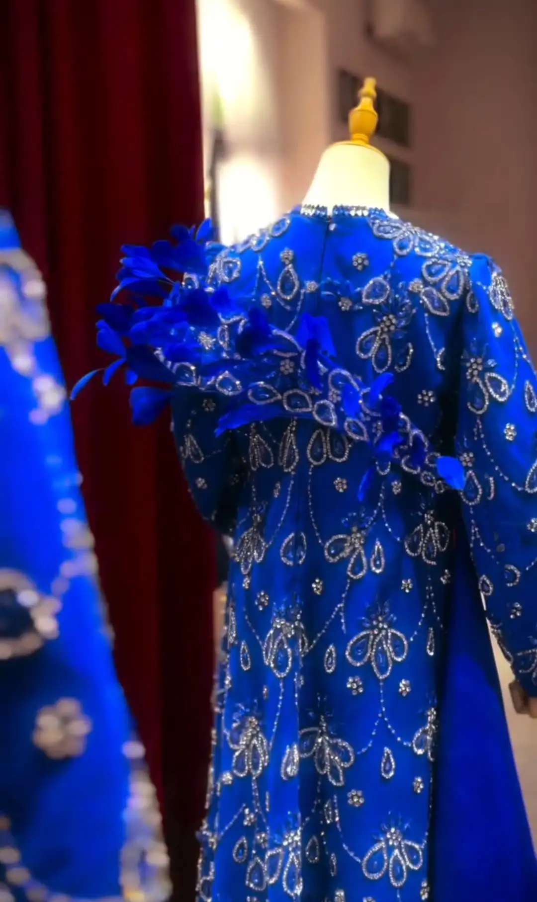 Türkmen fasonlar pombarh fasonlar Fasonlar 2025 fasonlar fason moda modalar Bezen bezen Türkmen fasonlar 2026 Türkmen fasonlar 2025 Türkmen fasonlar 2024 Türkmen fasonlar 2023 turkmenistan türkmenistan turkmen türkmen ashgabat  asgabat aşgabat balkan mary lebap dashoguz dasoguz daşoguz pombarh ponbarhat gulyupek gülýüpek stapel ştapel Gralan Çüýdeşen Abaýa Gadymy Krep Gurultaý 	Keteni Ýüpek Şifon Gipýur Lyon Welwet Atlas Kaşemir Streýç Suzana Ştapel Gülýüpek Pombarh Ýupka Gursakça Aksesuarlar Palto Penjek Okuw eşik Fata Sport eşik Uniforma Nakidka Öýme Şarf kompýuter ýaka ýaglyk Arenda köýnek 2nji el köýnek Taýyn köýnek Matalar Milli lybas milli lybaslar Toý köýnek Toý köýnekler toy koynek toy koynekler gundelik koynekler Gündelik	 
 köýnekler fata koynek Modern taze fason Eskiz koynektm turkmenkoynek türkmenkoynek fason moda moda fasonlar Iş eşik el iş	sada	ýakaly ýakasyz	keşdeli biserli	ýeňli giň nagyşly ýüregi açyk stoýka ýaka ýanly kombinasiýa 	zerli üsti aşak guşakly seçekli gysga ýeňli Toý köýnek el iş, biserli, ýeňli, giň 26-35 Goýy-gök yaz, guyz