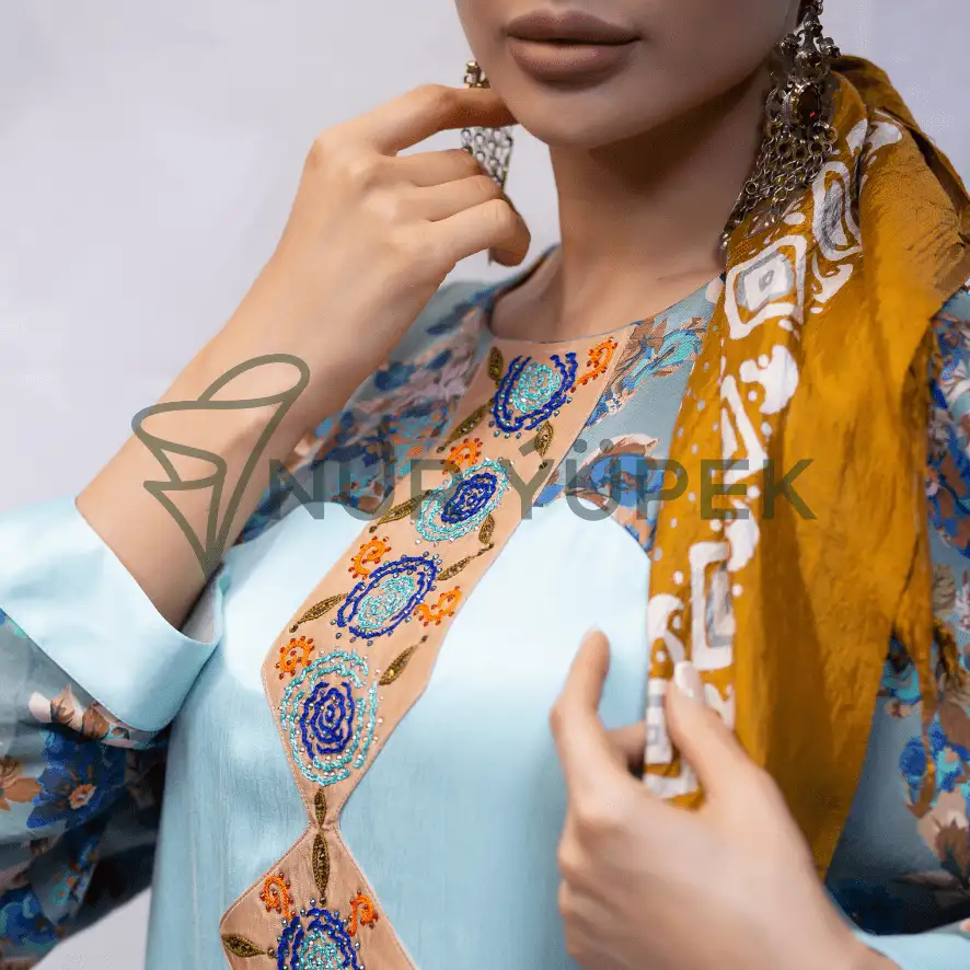 Türkmen fasonlar pombarh fasonlar Fasonlar 2025 fasonlar fason moda modalar Bezen bezen Türkmen fasonlar 2026 Türkmen fasonlar 2025 Türkmen fasonlar 2024 Türkmen fasonlar 2023 turkmenistan türkmenistan turkmen türkmen ashgabat  asgabat aşgabat balkan mary lebap dashoguz dasoguz daşoguz pombarh ponbarhat gulyupek gülýüpek stapel ştapel Gralan Çüýdeşen Abaýa Gadymy Krep Gurultaý 	Keteni Ýüpek Şifon Gipýur Lyon Welwet Atlas Kaşemir Streýç Suzana Ştapel Gülýüpek Pombarh Ýupka Gursakça Aksesuarlar Palto Penjek Okuw eşik Fata Sport eşik Uniforma Nakidka Öýme Şarf kompýuter ýaka ýaglyk Arenda köýnek 2nji el köýnek Taýyn köýnek Matalar Milli lybas milli lybaslar Toý köýnek Toý köýnekler toy koynek toy koynekler gundelik koynekler Gündelik	 
 köýnekler fata koynek Modern taze fason Eskiz koynektm turkmenkoynek türkmenkoynek fason moda moda fasonlar Iş eşik el iş	sada	ýakaly ýakasyz	keşdeli biserli	ýeňli giň nagyşly ýüregi açyk stoýka ýaka ýanly kombinasiýa 	zerli üsti aşak guşakly seçekli gysga ýeňli 