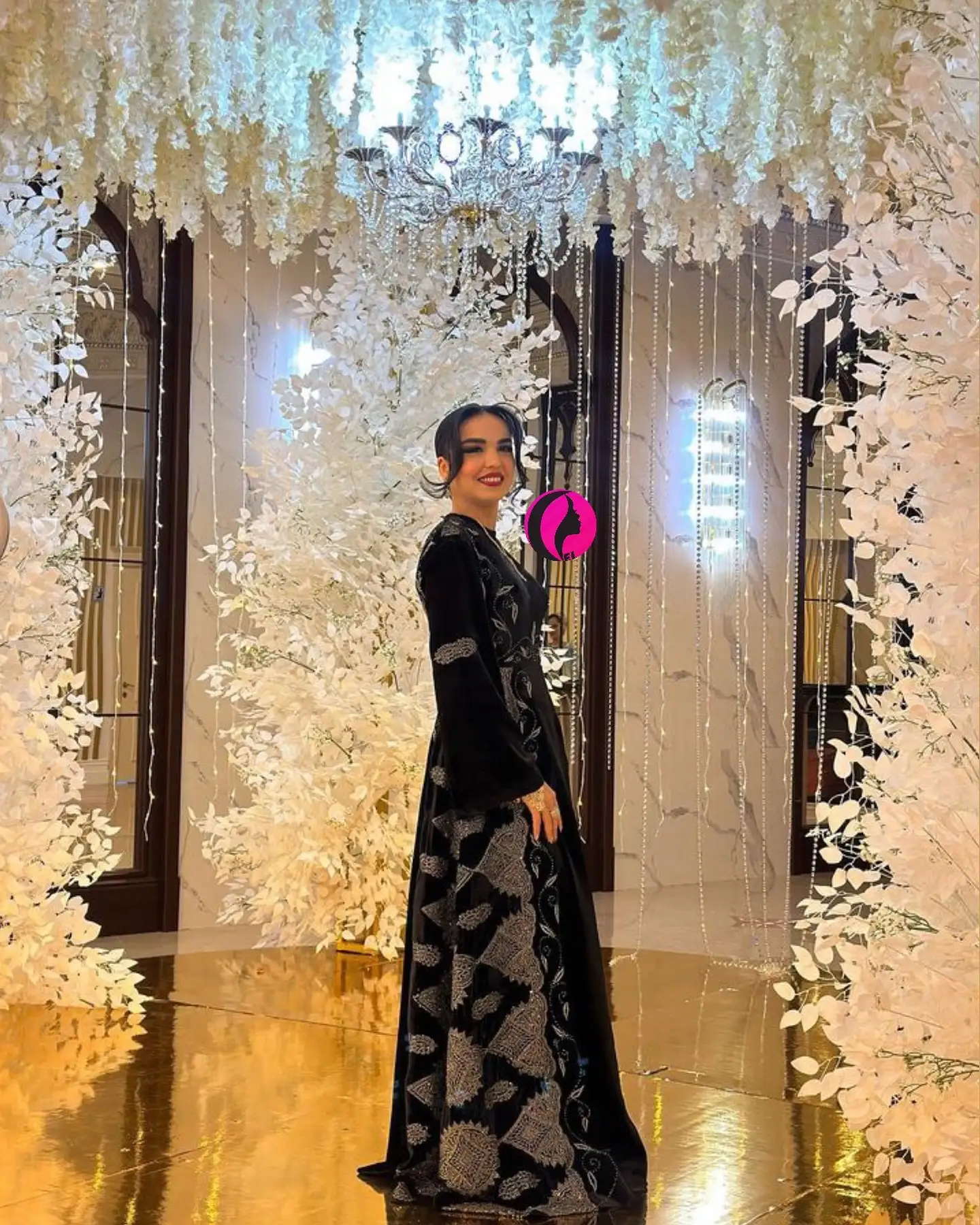 Türkmen fasonlar pombarh fasonlar Fasonlar 2025 fasonlar fason moda modalar Bezen bezen Türkmen fasonlar 2026 Türkmen fasonlar 2025 Türkmen fasonlar 2024 Türkmen fasonlar 2023 turkmenistan türkmenistan turkmen türkmen ashgabat  asgabat aşgabat balkan mary lebap dashoguz dasoguz daşoguz pombarh ponbarhat gulyupek gülýüpek stapel ştapel Gralan Çüýdeşen Abaýa Gadymy Krep Gurultaý 	Keteni Ýüpek Şifon Gipýur Lyon Welwet Atlas Kaşemir Streýç Suzana Ştapel Gülýüpek Pombarh Ýupka Gursakça Aksesuarlar Palto Penjek Okuw eşik Fata Sport eşik Uniforma Nakidka Öýme Şarf kompýuter ýaka ýaglyk Arenda köýnek 2nji el köýnek Taýyn köýnek Matalar Milli lybas milli lybaslar Toý köýnek Toý köýnekler toy koynek toy koynekler gundelik koynekler Gündelik	 
 köýnekler fata koynek Modern taze fason Eskiz koynektm turkmenkoynek türkmenkoynek fason moda moda fasonlar Iş eşik el iş	sada	ýakaly ýakasyz	keşdeli biserli	ýeňli giň nagyşly ýüregi açyk stoýka ýaka ýanly kombinasiýa 	zerli üsti aşak guşakly seçekli gysga ýeňli Suzana Toý köýnek ýakasyz, biserli  Gara