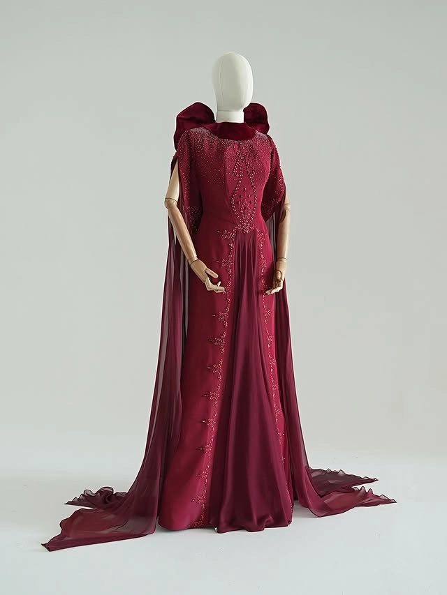 Türkmen fasonlar pombarh fasonlar Fasonlar 2025 fasonlar fason moda modalar Bezen bezen Türkmen fasonlar 2026 Türkmen fasonlar 2025 Türkmen fasonlar 2024 Türkmen fasonlar 2023 turkmenistan türkmenistan turkmen türkmen ashgabat  asgabat aşgabat balkan mary lebap dashoguz dasoguz daşoguz pombarh ponbarhat gulyupek gülýüpek stapel ştapel Gralan Çüýdeşen Abaýa Gadymy Krep Gurultaý 	Keteni Ýüpek Şifon Gipýur Lyon Welwet Atlas Kaşemir Streýç Suzana Ştapel Gülýüpek Pombarh Ýupka Gursakça Aksesuarlar Palto Penjek Okuw eşik Fata Sport eşik Uniforma Nakidka Öýme Şarf kompýuter ýaka ýaglyk Arenda köýnek 2nji el köýnek Taýyn köýnek Matalar Milli lybas milli lybaslar Toý köýnek Toý köýnekler toy koynek toy koynekler gundelik koynekler Gündelik	 
 köýnekler fata koynek Modern taze fason Eskiz koynektm turkmenkoynek türkmenkoynek fason moda moda fasonlar Iş eşik el iş	sada	ýakaly ýakasyz	keşdeli biserli	ýeňli giň nagyşly ýüregi açyk stoýka ýaka ýanly kombinasiýa 	zerli üsti aşak guşakly seçekli gysga ýeňli Şifon, Ýüpek, Şantu Toý köýnek, Modern el iş, ýakasyz, biserli, gysga ýeňli, giň, kombinasiýa 26-35 Goýy-gyzyl, Gyzyl  Taýyn köýnek