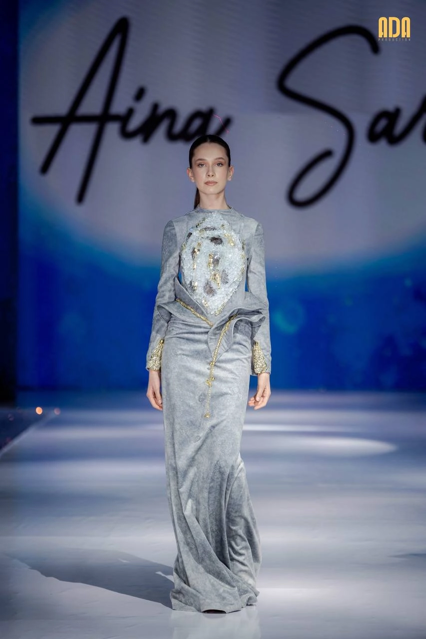 Türkmen fasonlar pombarh fasonlar Fasonlar 2025 fasonlar fason moda modalar Bezen bezen Türkmen fasonlar 2026 Türkmen fasonlar 2025 Türkmen fasonlar 2024 Türkmen fasonlar 2023 turkmenistan türkmenistan turkmen türkmen ashgabat  asgabat aşgabat balkan mary lebap dashoguz dasoguz daşoguz pombarh ponbarhat gulyupek gülýüpek stapel ştapel Gralan Çüýdeşen Abaýa Gadymy Krep Gurultaý 	Keteni Ýüpek Şifon Gipýur Lyon Welwet Atlas Kaşemir Streýç Suzana Ştapel Gülýüpek Pombarh Ýupka Gursakça Aksesuarlar Palto Penjek Okuw eşik Fata Sport eşik Uniforma Nakidka Öýme Şarf kompýuter ýaka ýaglyk Arenda köýnek 2nji el köýnek Taýyn köýnek Matalar Milli lybas milli lybaslar Toý köýnek Toý köýnekler toy koynek toy koynekler gundelik koynekler Gündelik	 
 köýnekler fata koynek Modern taze fason Eskiz koynektm turkmenkoynek türkmenkoynek fason moda moda fasonlar Iş eşik el iş	sada	ýakaly ýakasyz	keşdeli biserli	ýeňli giň nagyşly ýüregi açyk stoýka ýaka ýanly kombinasiýa 	zerli üsti aşak guşakly seçekli gysga ýeňli Toý köýnek, Modern biserli, ýeňli 12-16, 17-25, 26-35 Gök yaz, tomus, guyz