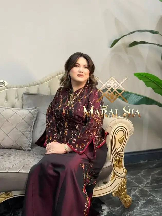 Türkmen fasonlar pombarh fasonlar Fasonlar 2025 fasonlar fason moda modalar Bezen bezen Türkmen fasonlar 2026 Türkmen fasonlar 2025 Türkmen fasonlar 2024 Türkmen fasonlar 2023 turkmenistan türkmenistan turkmen türkmen ashgabat  asgabat aşgabat balkan mary lebap dashoguz dasoguz daşoguz pombarh ponbarhat gulyupek gülýüpek stapel ştapel Gralan Çüýdeşen Abaýa Gadymy Krep Gurultaý 	Keteni Ýüpek Şifon Gipýur Lyon Welwet Atlas Kaşemir Streýç Suzana Ştapel Gülýüpek Pombarh Ýupka Gursakça Aksesuarlar Palto Penjek Okuw eşik Fata Sport eşik Uniforma Nakidka Öýme Şarf kompýuter ýaka ýaglyk Arenda köýnek 2nji el köýnek Taýyn köýnek Matalar Milli lybas milli lybaslar Toý köýnek Toý köýnekler toy koynek toy koynekler gundelik koynekler Gündelik	 
 köýnekler fata koynek Modern taze fason Eskiz koynektm turkmenkoynek türkmenkoynek fason moda moda fasonlar Iş eşik el iş	sada	ýakaly ýakasyz	keşdeli biserli	ýeňli giň nagyşly ýüregi açyk stoýka ýaka ýanly kombinasiýa 	zerli üsti aşak guşakly seçekli gysga ýeňli 