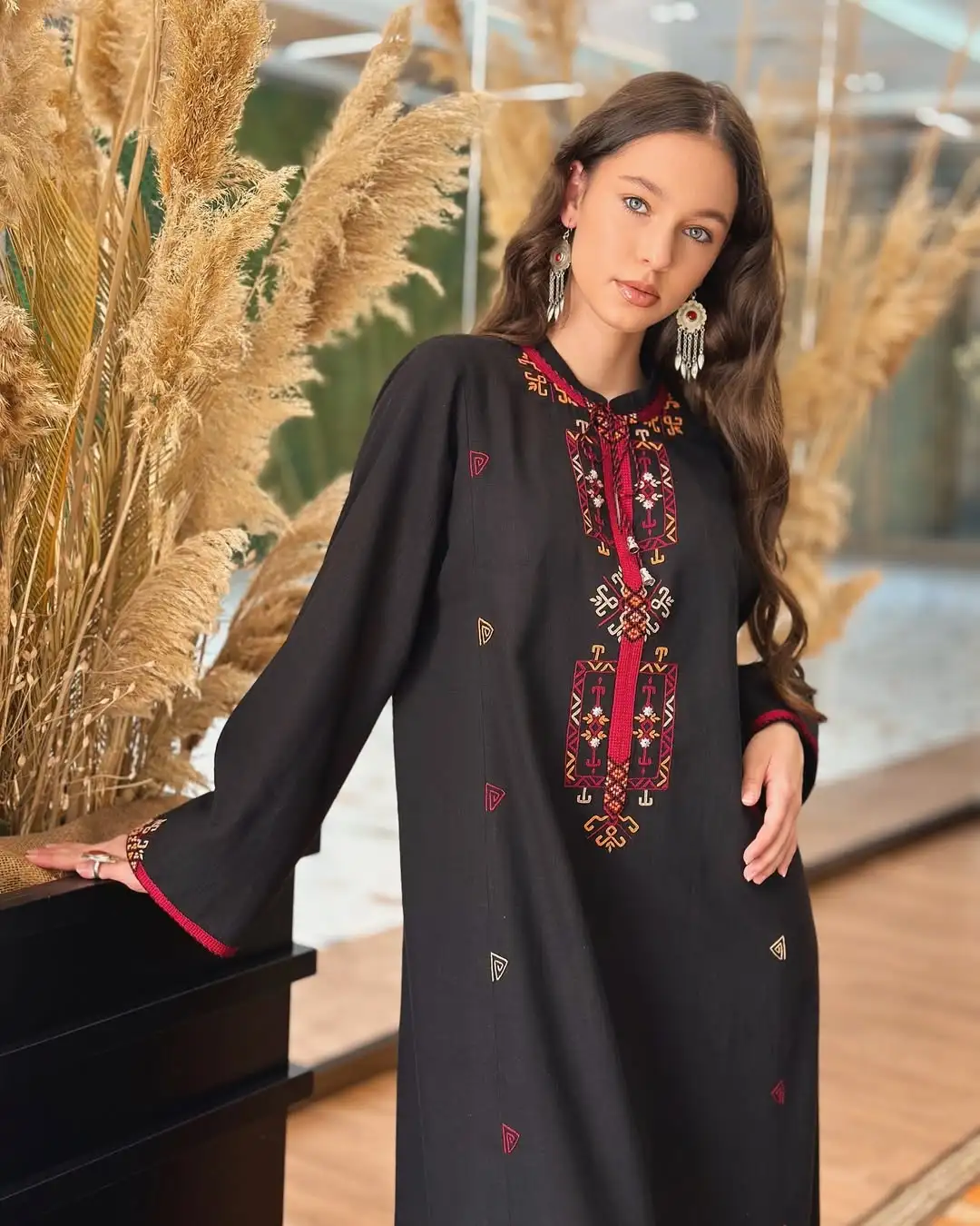 Türkmen fasonlar pombarh fasonlar Fasonlar 2025 fasonlar fason moda modalar Bezen bezen Türkmen fasonlar 2026 Türkmen fasonlar 2025 Türkmen fasonlar 2024 Türkmen fasonlar 2023 turkmenistan türkmenistan turkmen türkmen ashgabat  asgabat aşgabat balkan mary lebap dashoguz dasoguz daşoguz pombarh ponbarhat gulyupek gülýüpek stapel ştapel Gralan Çüýdeşen Abaýa Gadymy Krep Gurultaý 	Keteni Ýüpek Şifon Gipýur Lyon Welwet Atlas Kaşemir Streýç Suzana Ştapel Gülýüpek Pombarh Ýupka Gursakça Aksesuarlar Palto Penjek Okuw eşik Fata Sport eşik Uniforma Nakidka Öýme Şarf kompýuter ýaka ýaglyk Arenda köýnek 2nji el köýnek Taýyn köýnek Matalar Milli lybas milli lybaslar Toý köýnek Toý köýnekler toy koynek toy koynekler gundelik koynekler Gündelik	 
 köýnekler fata koynek Modern taze fason Eskiz koynektm turkmenkoynek türkmenkoynek fason moda moda fasonlar Iş eşik el iş	sada	ýakaly ýakasyz	keşdeli biserli	ýeňli giň nagyşly ýüregi açyk stoýka ýaka ýanly kombinasiýa 	zerli üsti aşak guşakly seçekli gysga ýeňli Lyon Toý köýnek, Gündelik el iş  Gara