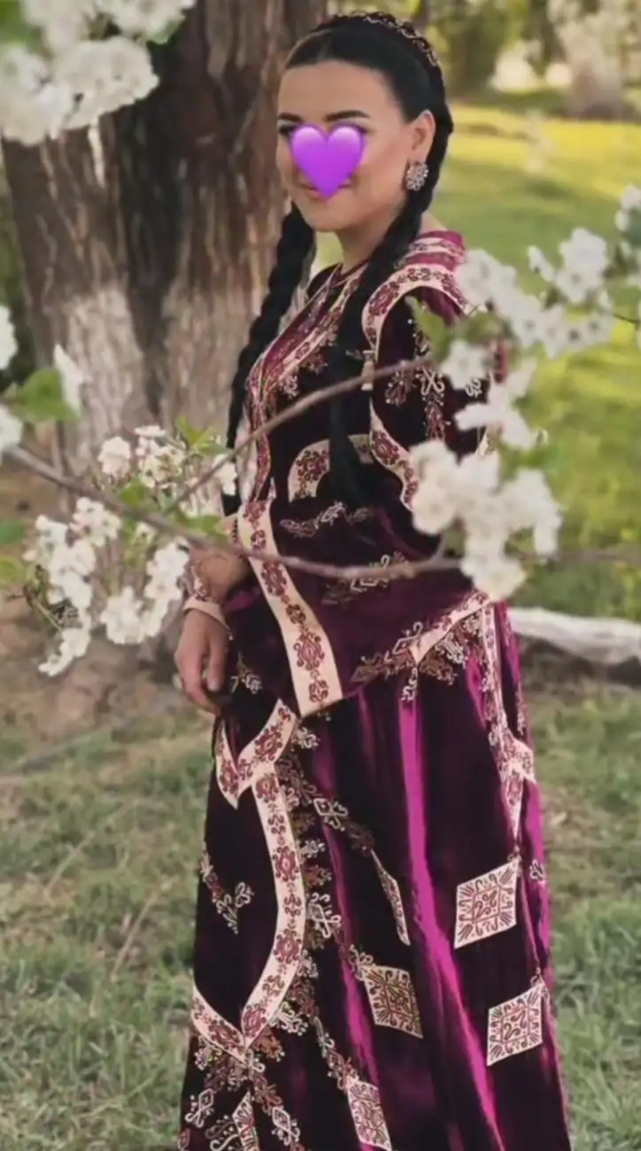 Türkmen fasonlar pombarh fasonlar Fasonlar 2025 fasonlar fason moda modalar Bezen bezen Türkmen fasonlar 2026 Türkmen fasonlar 2025 Türkmen fasonlar 2024 Türkmen fasonlar 2023 turkmenistan türkmenistan turkmen türkmen ashgabat  asgabat aşgabat balkan mary lebap dashoguz dasoguz daşoguz pombarh ponbarhat gulyupek gülýüpek stapel ştapel Gralan Çüýdeşen Abaýa Gadymy Krep Gurultaý 	Keteni Ýüpek Şifon Gipýur Lyon Welwet Atlas Kaşemir Streýç Suzana Ştapel Gülýüpek Pombarh Ýupka Gursakça Aksesuarlar Palto Penjek Okuw eşik Fata Sport eşik Uniforma Nakidka Öýme Şarf kompýuter ýaka ýaglyk Arenda köýnek 2nji el köýnek Taýyn köýnek Matalar Milli lybas milli lybaslar Toý köýnek Toý köýnekler toy koynek toy koynekler gundelik koynekler Gündelik	 
 köýnekler fata koynek Modern taze fason Eskiz koynektm turkmenkoynek türkmenkoynek fason moda moda fasonlar Iş eşik el iş	sada	ýakaly ýakasyz	keşdeli biserli	ýeňli giň nagyşly ýüregi açyk stoýka ýaka ýanly kombinasiýa 	zerli üsti aşak guşakly seçekli gysga ýeňli Panbarhat (Pombarh), Ýüpek, Keteni Toý köýnek el iş, ýakasyz, ýeňli, giň, kombinasiýa, nagyşly 17-25, 26-35