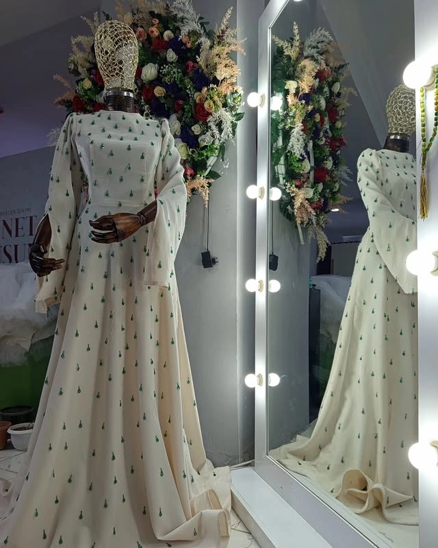 Türkmen fasonlar pombarh fasonlar Fasonlar 2025 fasonlar fason moda modalar Bezen bezen Türkmen fasonlar 2026 Türkmen fasonlar 2025 Türkmen fasonlar 2024 Türkmen fasonlar 2023 turkmenistan türkmenistan turkmen türkmen ashgabat  asgabat aşgabat balkan mary lebap dashoguz dasoguz daşoguz pombarh ponbarhat gulyupek gülýüpek stapel ştapel Gralan Çüýdeşen Abaýa Gadymy Krep Gurultaý 	Keteni Ýüpek Şifon Gipýur Lyon Welwet Atlas Kaşemir Streýç Suzana Ştapel Gülýüpek Pombarh Ýupka Gursakça Aksesuarlar Palto Penjek Okuw eşik Fata Sport eşik Uniforma Nakidka Öýme Şarf kompýuter ýaka ýaglyk Arenda köýnek 2nji el köýnek Taýyn köýnek Matalar Milli lybas milli lybaslar Toý köýnek Toý köýnekler toy koynek toy koynekler gundelik koynekler Gündelik	 
 köýnekler fata koynek Modern taze fason Eskiz koynektm turkmenkoynek türkmenkoynek fason moda moda fasonlar Iş eşik el iş	sada	ýakaly ýakasyz	keşdeli biserli	ýeňli giň nagyşly ýüregi açyk stoýka ýaka ýanly kombinasiýa 	zerli üsti aşak guşakly seçekli gysga ýeňli Toý köýnek ýakasyz, ýeňli, giň 17-25, 26-35 Ak yaz, tomus, guyz