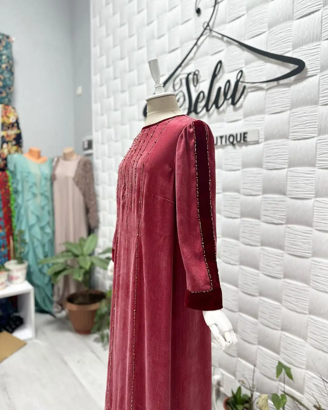 Türkmen fasonlar pombarh fasonlar Fasonlar 2025 fasonlar fason moda modalar Bezen bezen Türkmen fasonlar 2026 Türkmen fasonlar 2025 Türkmen fasonlar 2024 Türkmen fasonlar 2023 turkmenistan türkmenistan turkmen türkmen ashgabat  asgabat aşgabat balkan mary lebap dashoguz dasoguz daşoguz pombarh ponbarhat gulyupek gülýüpek stapel ştapel Gralan Çüýdeşen Abaýa Gadymy Krep Gurultaý 	Keteni Ýüpek Şifon Gipýur Lyon Welwet Atlas Kaşemir Streýç Suzana Ştapel Gülýüpek Pombarh Ýupka Gursakça Aksesuarlar Palto Penjek Okuw eşik Fata Sport eşik Uniforma Nakidka Öýme Şarf kompýuter ýaka ýaglyk Arenda köýnek 2nji el köýnek Taýyn köýnek Matalar Milli lybas milli lybaslar Toý köýnek Toý köýnekler toy koynek toy koynekler gundelik koynekler Gündelik	 
 köýnekler fata koynek Modern taze fason Eskiz koynektm turkmenkoynek türkmenkoynek fason moda moda fasonlar Iş eşik el iş	sada	ýakaly ýakasyz	keşdeli biserli	ýeňli giň nagyşly ýüregi açyk stoýka ýaka ýanly kombinasiýa 	zerli üsti aşak guşakly seçekli gysga ýeňli Gülýüpek Toý köýnek el iş, sada  Gara, Gülgüne, Benewşe, Gyzyl, Goýy-gök