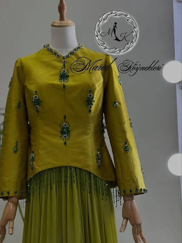 Türkmen fasonlar pombarh fasonlar Fasonlar 2025 fasonlar fason moda modalar Bezen bezen Türkmen fasonlar 2026 Türkmen fasonlar 2025 Türkmen fasonlar 2024 Türkmen fasonlar 2023 turkmenistan türkmenistan turkmen türkmen ashgabat  asgabat aşgabat balkan mary lebap dashoguz dasoguz daşoguz pombarh ponbarhat gulyupek gülýüpek stapel ştapel Gralan Çüýdeşen Abaýa Gadymy Krep Gurultaý 	Keteni Ýüpek Şifon Gipýur Lyon Welwet Atlas Kaşemir Streýç Suzana Ştapel Gülýüpek Pombarh Ýupka Gursakça Aksesuarlar Palto Penjek Okuw eşik Fata Sport eşik Uniforma Nakidka Öýme Şarf kompýuter ýaka ýaglyk Arenda köýnek 2nji el köýnek Taýyn köýnek Matalar Milli lybas milli lybaslar Toý köýnek Toý köýnekler toy koynek toy koynekler gundelik koynekler Gündelik	 
 köýnekler fata koynek Modern taze fason Eskiz koynektm turkmenkoynek türkmenkoynek fason moda moda fasonlar Iş eşik el iş	sada	ýakaly ýakasyz	keşdeli biserli	ýeňli giň nagyşly ýüregi açyk stoýka ýaka ýanly kombinasiýa 	zerli üsti aşak guşakly seçekli gysga ýeňli 