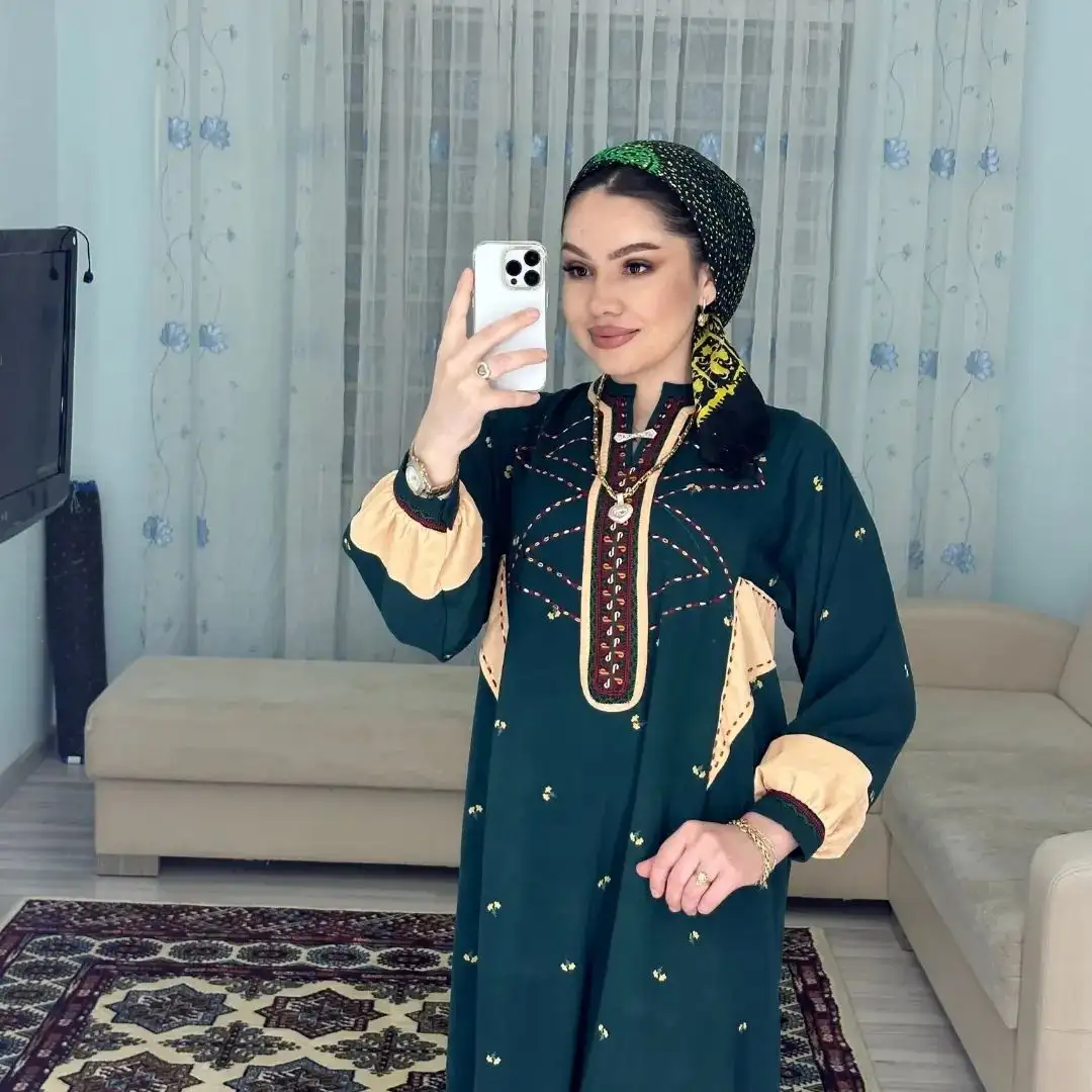 Türkmen fasonlar pombarh fasonlar Fasonlar 2025 fasonlar fason moda modalar Bezen bezen Türkmen fasonlar 2026 Türkmen fasonlar 2025 Türkmen fasonlar 2024 Türkmen fasonlar 2023 turkmenistan türkmenistan turkmen türkmen ashgabat  asgabat aşgabat balkan mary lebap dashoguz dasoguz daşoguz pombarh ponbarhat gulyupek gülýüpek stapel ştapel Gralan Çüýdeşen Abaýa Gadymy Krep Gurultaý 	Keteni Ýüpek Şifon Gipýur Lyon Welwet Atlas Kaşemir Streýç Suzana Ştapel Gülýüpek Pombarh Ýupka Gursakça Aksesuarlar Palto Penjek Okuw eşik Fata Sport eşik Uniforma Nakidka Öýme Şarf kompýuter ýaka ýaglyk Arenda köýnek 2nji el köýnek Taýyn köýnek Matalar Milli lybas milli lybaslar Toý köýnek Toý köýnekler toy koynek toy koynekler gundelik koynekler Gündelik	 
 köýnekler fata koynek Modern taze fason Eskiz koynektm turkmenkoynek türkmenkoynek fason moda moda fasonlar Iş eşik el iş	sada	ýakaly ýakasyz	keşdeli biserli	ýeňli giň nagyşly ýüregi açyk stoýka ýaka ýanly kombinasiýa 	zerli üsti aşak guşakly seçekli gysga ýeňli Ştapel Gündelik el iş, ýakaly  Goýy-ýaşyl