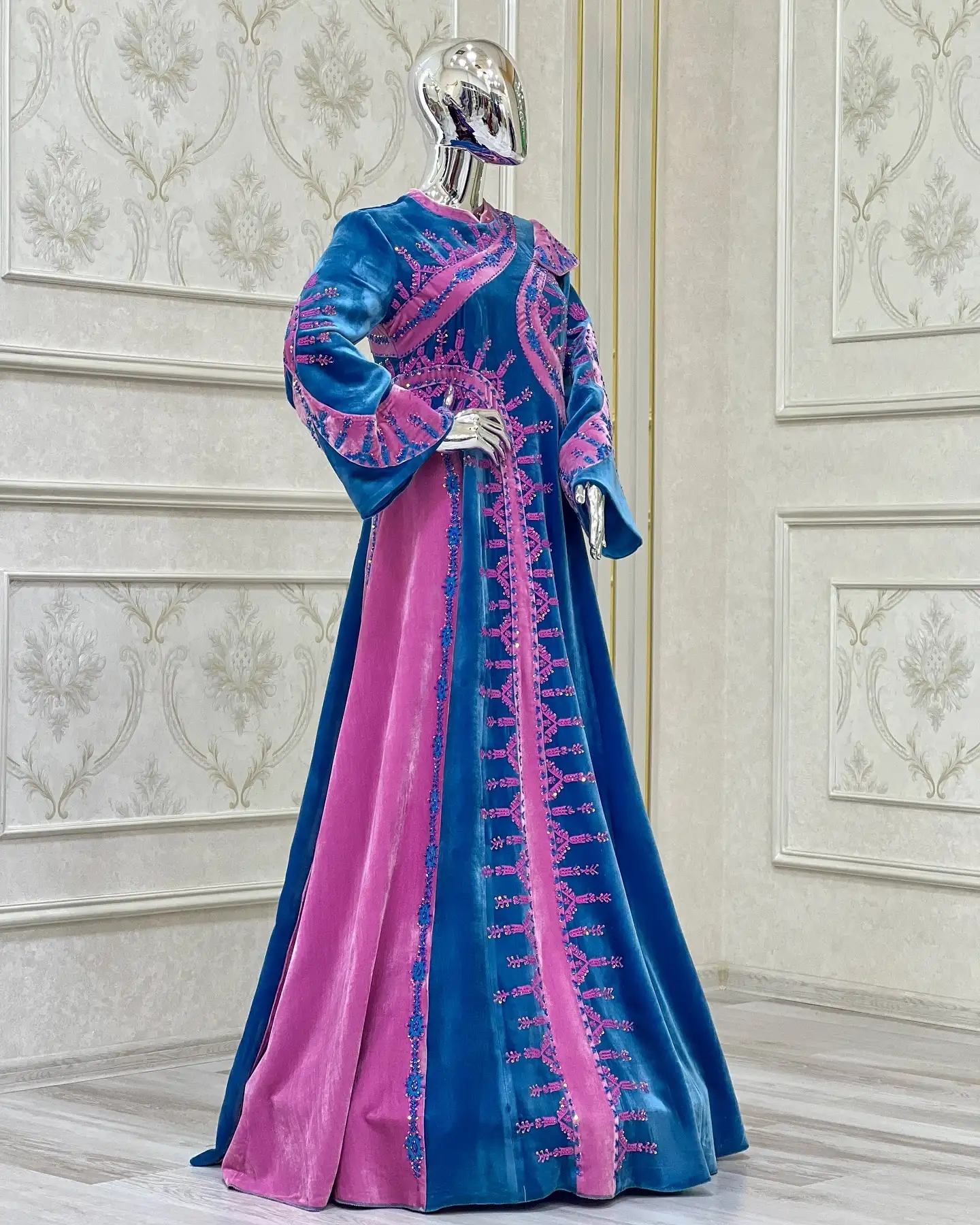 Türkmen fasonlar pombarh fasonlar Fasonlar 2025 fasonlar fason moda modalar Bezen bezen Türkmen fasonlar 2026 Türkmen fasonlar 2025 Türkmen fasonlar 2024 Türkmen fasonlar 2023 turkmenistan türkmenistan turkmen türkmen ashgabat  asgabat aşgabat balkan mary lebap dashoguz dasoguz daşoguz pombarh ponbarhat gulyupek gülýüpek stapel ştapel Gralan Çüýdeşen Abaýa Gadymy Krep Gurultaý 	Keteni Ýüpek Şifon Gipýur Lyon Welwet Atlas Kaşemir Streýç Suzana Ştapel Gülýüpek Pombarh Ýupka Gursakça Aksesuarlar Palto Penjek Okuw eşik Fata Sport eşik Uniforma Nakidka Öýme Şarf kompýuter ýaka ýaglyk Arenda köýnek 2nji el köýnek Taýyn köýnek Matalar Milli lybas milli lybaslar Toý köýnek Toý köýnekler toy koynek toy koynekler gundelik koynekler Gündelik	 
 köýnekler fata koynek Modern taze fason Eskiz koynektm turkmenkoynek türkmenkoynek fason moda moda fasonlar Iş eşik el iş	sada	ýakaly ýakasyz	keşdeli biserli	ýeňli giň nagyşly ýüregi açyk stoýka ýaka ýanly kombinasiýa 	zerli üsti aşak guşakly seçekli gysga ýeňli Gülýüpek, Panbarhat (Pombarh) Toý köýnek el iş, biserli  Gülgüne, Goýy-gök