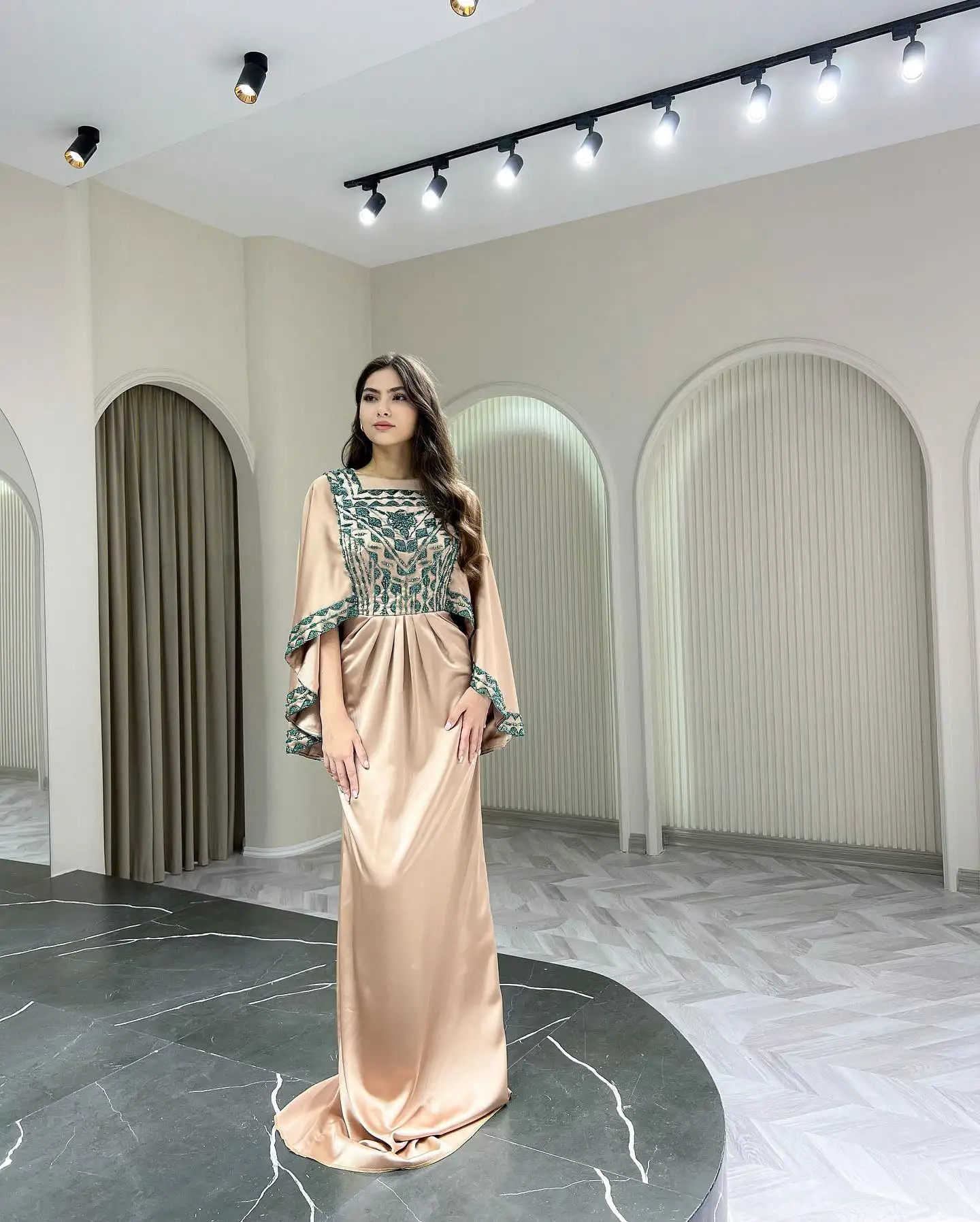 Türkmen fasonlar pombarh fasonlar Fasonlar 2025 fasonlar fason moda modalar Bezen bezen Türkmen fasonlar 2026 Türkmen fasonlar 2025 Türkmen fasonlar 2024 Türkmen fasonlar 2023 turkmenistan türkmenistan turkmen türkmen ashgabat  asgabat aşgabat balkan mary lebap dashoguz dasoguz daşoguz pombarh ponbarhat gulyupek gülýüpek stapel ştapel Gralan Çüýdeşen Abaýa Gadymy Krep Gurultaý 	Keteni Ýüpek Şifon Gipýur Lyon Welwet Atlas Kaşemir Streýç Suzana Ştapel Gülýüpek Pombarh Ýupka Gursakça Aksesuarlar Palto Penjek Okuw eşik Fata Sport eşik Uniforma Nakidka Öýme Şarf kompýuter ýaka ýaglyk Arenda köýnek 2nji el köýnek Taýyn köýnek Matalar Milli lybas milli lybaslar Toý köýnek Toý köýnekler toy koynek toy koynekler gundelik koynekler Gündelik	 
 köýnekler fata koynek Modern taze fason Eskiz koynektm turkmenkoynek türkmenkoynek fason moda moda fasonlar Iş eşik el iş	sada	ýakaly ýakasyz	keşdeli biserli	ýeňli giň nagyşly ýüregi açyk stoýka ýaka ýanly kombinasiýa 	zerli üsti aşak guşakly seçekli gysga ýeňli 