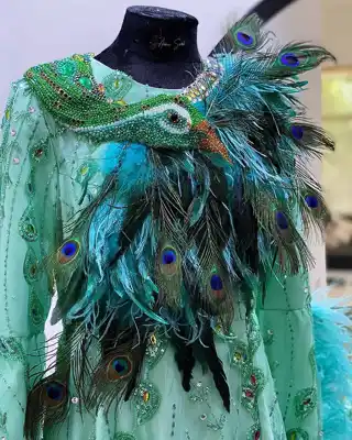 Türkmen fasonlar pombarh fasonlar Fasonlar 2025 fasonlar fason moda modalar Bezen bezen Türkmen fasonlar 2026 Türkmen fasonlar 2025 Türkmen fasonlar 2024 Türkmen fasonlar 2023 turkmenistan türkmenistan turkmen türkmen ashgabat  asgabat aşgabat balkan mary lebap dashoguz dasoguz daşoguz pombarh ponbarhat gulyupek gülýüpek stapel ştapel Gralan Çüýdeşen Abaýa Gadymy Krep Gurultaý 	Keteni Ýüpek Şifon Gipýur Lyon Welwet Atlas Kaşemir Streýç Suzana Ştapel Gülýüpek Pombarh Ýupka Gursakça Aksesuarlar Palto Penjek Okuw eşik Fata Sport eşik Uniforma Nakidka Öýme Şarf kompýuter ýaka ýaglyk Arenda köýnek 2nji el köýnek Taýyn köýnek Matalar Milli lybas milli lybaslar Toý köýnek Toý köýnekler toy koynek toy koynekler gundelik koynekler Gündelik	 
 köýnekler fata koynek Modern taze fason Eskiz koynektm turkmenkoynek türkmenkoynek fason moda moda fasonlar Iş eşik el iş	sada	ýakaly ýakasyz	keşdeli biserli	ýeňli giň nagyşly ýüregi açyk stoýka ýaka ýanly kombinasiýa 	zerli üsti aşak guşakly seçekli gysga ýeňli Şifon Toý köýnek, Modern el iş, ýakasyz, biserli, ýeňli, giň, nagyşly 26-35 Ýaşyl yaz, guyz