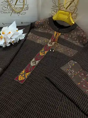 Türkmen fasonlar pombarh fasonlar Fasonlar 2025 fasonlar fason moda modalar Bezen bezen Türkmen fasonlar 2026 Türkmen fasonlar 2025 Türkmen fasonlar 2024 Türkmen fasonlar 2023 turkmenistan türkmenistan turkmen türkmen ashgabat  asgabat aşgabat balkan mary lebap dashoguz dasoguz daşoguz pombarh ponbarhat gulyupek gülýüpek stapel ştapel Gralan Çüýdeşen Abaýa Gadymy Krep Gurultaý 	Keteni Ýüpek Şifon Gipýur Lyon Welwet Atlas Kaşemir Streýç Suzana Ştapel Gülýüpek Pombarh Ýupka Gursakça Aksesuarlar Palto Penjek Okuw eşik Fata Sport eşik Uniforma Nakidka Öýme Şarf kompýuter ýaka ýaglyk Arenda köýnek 2nji el köýnek Taýyn köýnek Matalar Milli lybas milli lybaslar Toý köýnek Toý köýnekler toy koynek toy koynekler gundelik koynekler Gündelik	 
 köýnekler fata koynek Modern taze fason Eskiz koynektm turkmenkoynek türkmenkoynek fason moda moda fasonlar Iş eşik el iş	sada	ýakaly ýakasyz	keşdeli biserli	ýeňli giň nagyşly ýüregi açyk stoýka ýaka ýanly kombinasiýa 	zerli üsti aşak guşakly seçekli gysga ýeňli Gündelik ýakaly, ýeňli, giň 26-35, 35+ Goýy-goňur yaz, tomus, guyz