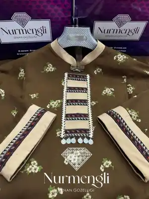 Türkmen fasonlar pombarh fasonlar Fasonlar 2025 fasonlar fason moda modalar Bezen bezen Türkmen fasonlar 2026 Türkmen fasonlar 2025 Türkmen fasonlar 2024 Türkmen fasonlar 2023 turkmenistan türkmenistan turkmen türkmen ashgabat  asgabat aşgabat balkan mary lebap dashoguz dasoguz daşoguz pombarh ponbarhat gulyupek gülýüpek stapel ştapel Gralan Çüýdeşen Abaýa Gadymy Krep Gurultaý 	Keteni Ýüpek Şifon Gipýur Lyon Welwet Atlas Kaşemir Streýç Suzana Ştapel Gülýüpek Pombarh Ýupka Gursakça Aksesuarlar Palto Penjek Okuw eşik Fata Sport eşik Uniforma Nakidka Öýme Şarf kompýuter ýaka ýaglyk Arenda köýnek 2nji el köýnek Taýyn köýnek Matalar Milli lybas milli lybaslar Toý köýnek Toý köýnekler toy koynek toy koynekler gundelik koynekler Gündelik	 
 köýnekler fata koynek Modern taze fason Eskiz koynektm turkmenkoynek türkmenkoynek fason moda moda fasonlar Iş eşik el iş	sada	ýakaly ýakasyz	keşdeli biserli	ýeňli giň nagyşly ýüregi açyk stoýka ýaka ýanly kombinasiýa 	zerli üsti aşak guşakly seçekli gysga ýeňli Ştapel Gündelik keşdeli, ýakaly, ýeňli, giň 17-25, 26-35, 35+ Goňur yaz, tomus, guyz, gysh