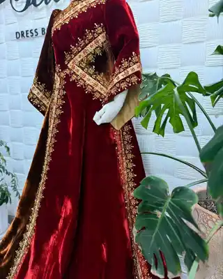 Türkmen fasonlar pombarh fasonlar Fasonlar 2025 fasonlar fason moda modalar Bezen bezen Türkmen fasonlar 2026 Türkmen fasonlar 2025 Türkmen fasonlar 2024 Türkmen fasonlar 2023 turkmenistan türkmenistan turkmen türkmen ashgabat  asgabat aşgabat balkan mary lebap dashoguz dasoguz daşoguz pombarh ponbarhat gulyupek gülýüpek stapel ştapel Gralan Çüýdeşen Abaýa Gadymy Krep Gurultaý 	Keteni Ýüpek Şifon Gipýur Lyon Welwet Atlas Kaşemir Streýç Suzana Ştapel Gülýüpek Pombarh Ýupka Gursakça Aksesuarlar Palto Penjek Okuw eşik Fata Sport eşik Uniforma Nakidka Öýme Şarf kompýuter ýaka ýaglyk Arenda köýnek 2nji el köýnek Taýyn köýnek Matalar Milli lybas milli lybaslar Toý köýnek Toý köýnekler toy koynek toy koynekler gundelik koynekler Gündelik	 
 köýnekler fata koynek Modern taze fason Eskiz koynektm turkmenkoynek türkmenkoynek fason moda moda fasonlar Iş eşik el iş	sada	ýakaly ýakasyz	keşdeli biserli	ýeňli giň nagyşly ýüregi açyk stoýka ýaka ýanly kombinasiýa 	zerli üsti aşak guşakly seçekli gysga ýeňli Panbarhat (Pombarh) Toý köýnek el iş, ýakasyz, biserli, ýeňli, giň, nagyşly 26-35, 35+ Goýy-gyzyl yaz, gysh