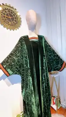 Türkmen fasonlar pombarh fasonlar Fasonlar 2025 fasonlar fason moda modalar Bezen bezen Türkmen fasonlar 2026 Türkmen fasonlar 2025 Türkmen fasonlar 2024 Türkmen fasonlar 2023 turkmenistan türkmenistan turkmen türkmen ashgabat  asgabat aşgabat balkan mary lebap dashoguz dasoguz daşoguz pombarh ponbarhat gulyupek gülýüpek stapel ştapel Gralan Çüýdeşen Abaýa Gadymy Krep Gurultaý 	Keteni Ýüpek Şifon Gipýur Lyon Welwet Atlas Kaşemir Streýç Suzana Ştapel Gülýüpek Pombarh Ýupka Gursakça Aksesuarlar Palto Penjek Okuw eşik Fata Sport eşik Uniforma Nakidka Öýme Şarf kompýuter ýaka ýaglyk Arenda köýnek 2nji el köýnek Taýyn köýnek Matalar Milli lybas milli lybaslar Toý köýnek Toý köýnekler toy koynek toy koynekler gundelik koynekler Gündelik	 
 köýnekler fata koynek Modern taze fason Eskiz koynektm turkmenkoynek türkmenkoynek fason moda moda fasonlar Iş eşik el iş	sada	ýakaly ýakasyz	keşdeli biserli	ýeňli giň nagyşly ýüregi açyk stoýka ýaka ýanly kombinasiýa 	zerli üsti aşak guşakly seçekli gysga ýeňli Panbarhat (Pombarh) Toý köýnek, Gündelik el iş  Goýy-ýaşyl