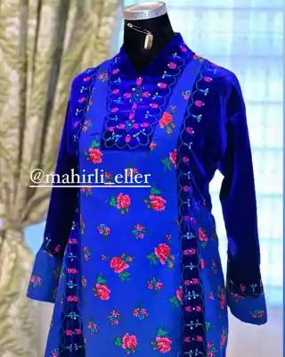 Türkmen fasonlar pombarh fasonlar Fasonlar 2025 fasonlar fason moda modalar Bezen bezen Türkmen fasonlar 2026 Türkmen fasonlar 2025 Türkmen fasonlar 2024 Türkmen fasonlar 2023 turkmenistan türkmenistan turkmen türkmen ashgabat  asgabat aşgabat balkan mary lebap dashoguz dasoguz daşoguz pombarh ponbarhat gulyupek gülýüpek stapel ştapel Gralan Çüýdeşen Abaýa Gadymy Krep Gurultaý 	Keteni Ýüpek Şifon Gipýur Lyon Welwet Atlas Kaşemir Streýç Suzana Ştapel Gülýüpek Pombarh Ýupka Gursakça Aksesuarlar Palto Penjek Okuw eşik Fata Sport eşik Uniforma Nakidka Öýme Şarf kompýuter ýaka ýaglyk Arenda köýnek 2nji el köýnek Taýyn köýnek Matalar Milli lybas milli lybaslar Toý köýnek Toý köýnekler toy koynek toy koynekler gundelik koynekler Gündelik	 
 köýnekler fata koynek Modern taze fason Eskiz koynektm turkmenkoynek türkmenkoynek fason moda moda fasonlar Iş eşik el iş	sada	ýakaly ýakasyz	keşdeli biserli	ýeňli giň nagyşly ýüregi açyk stoýka ýaka ýanly kombinasiýa 	zerli üsti aşak guşakly seçekli gysga ýeňli Toý köýnek el iş, ýakaly  Benewşe, Goýy-gök