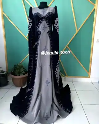 Türkmen fasonlar pombarh fasonlar Fasonlar 2025 fasonlar fason moda modalar Bezen bezen Türkmen fasonlar 2026 Türkmen fasonlar 2025 Türkmen fasonlar 2024 Türkmen fasonlar 2023 turkmenistan türkmenistan turkmen türkmen ashgabat  asgabat aşgabat balkan mary lebap dashoguz dasoguz daşoguz pombarh ponbarhat gulyupek gülýüpek stapel ştapel Gralan Çüýdeşen Abaýa Gadymy Krep Gurultaý 	Keteni Ýüpek Şifon Gipýur Lyon Welwet Atlas Kaşemir Streýç Suzana Ştapel Gülýüpek Pombarh Ýupka Gursakça Aksesuarlar Palto Penjek Okuw eşik Fata Sport eşik Uniforma Nakidka Öýme Şarf kompýuter ýaka ýaglyk Arenda köýnek 2nji el köýnek Taýyn köýnek Matalar Milli lybas milli lybaslar Toý köýnek Toý köýnekler toy koynek toy koynekler gundelik koynekler Gündelik	 
 köýnekler fata koynek Modern taze fason Eskiz koynektm turkmenkoynek türkmenkoynek fason moda moda fasonlar Iş eşik el iş	sada	ýakaly ýakasyz	keşdeli biserli	ýeňli giň nagyşly ýüregi açyk stoýka ýaka ýanly kombinasiýa 	zerli üsti aşak guşakly seçekli gysga ýeňli Suzana, Panbarhat (Pombarh) Toý köýnek, Modern el iş, ýakasyz  Gara, Kümüş