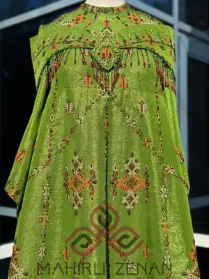 Türkmen fasonlar pombarh fasonlar Fasonlar 2025 fasonlar fason moda modalar Bezen bezen Türkmen fasonlar 2026 Türkmen fasonlar 2025 Türkmen fasonlar 2024 Türkmen fasonlar 2023 turkmenistan türkmenistan turkmen türkmen ashgabat  asgabat aşgabat balkan mary lebap dashoguz dasoguz daşoguz pombarh ponbarhat gulyupek gülýüpek stapel ştapel Gralan Çüýdeşen Abaýa Gadymy Krep Gurultaý 	Keteni Ýüpek Şifon Gipýur Lyon Welwet Atlas Kaşemir Streýç Suzana Ştapel Gülýüpek Pombarh Ýupka Gursakça Aksesuarlar Palto Penjek Okuw eşik Fata Sport eşik Uniforma Nakidka Öýme Şarf kompýuter ýaka ýaglyk Arenda köýnek 2nji el köýnek Taýyn köýnek Matalar Milli lybas milli lybaslar Toý köýnek Toý köýnekler toy koynek toy koynekler gundelik koynekler Gündelik	 
 köýnekler fata koynek Modern taze fason Eskiz koynektm turkmenkoynek türkmenkoynek fason moda moda fasonlar Iş eşik el iş	sada	ýakaly ýakasyz	keşdeli biserli	ýeňli giň nagyşly ýüregi açyk stoýka ýaka ýanly kombinasiýa 	zerli üsti aşak guşakly seçekli gysga ýeňli Keteni Toý köýnek el iş, biserli  Haki, Bežewyý, Goýy-gyzyl, Mämişi