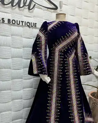 Türkmen fasonlar pombarh fasonlar Fasonlar 2025 fasonlar fason moda modalar Bezen bezen Türkmen fasonlar 2026 Türkmen fasonlar 2025 Türkmen fasonlar 2024 Türkmen fasonlar 2023 turkmenistan türkmenistan turkmen türkmen ashgabat  asgabat aşgabat balkan mary lebap dashoguz dasoguz daşoguz pombarh ponbarhat gulyupek gülýüpek stapel ştapel Gralan Çüýdeşen Abaýa Gadymy Krep Gurultaý 	Keteni Ýüpek Şifon Gipýur Lyon Welwet Atlas Kaşemir Streýç Suzana Ştapel Gülýüpek Pombarh Ýupka Gursakça Aksesuarlar Palto Penjek Okuw eşik Fata Sport eşik Uniforma Nakidka Öýme Şarf kompýuter ýaka ýaglyk Arenda köýnek 2nji el köýnek Taýyn köýnek Matalar Milli lybas milli lybaslar Toý köýnek Toý köýnekler toy koynek toy koynekler gundelik koynekler Gündelik	 
 köýnekler fata koynek Modern taze fason Eskiz koynektm turkmenkoynek türkmenkoynek fason moda moda fasonlar Iş eşik el iş	sada	ýakaly ýakasyz	keşdeli biserli	ýeňli giň nagyşly ýüregi açyk stoýka ýaka ýanly kombinasiýa 	zerli üsti aşak guşakly seçekli gysga ýeňli Gurultaý, Keteni, Panbarhat (Pombarh) Toý köýnek el iş, ýakasyz, biserli, ýeňli, giň 26-35, 35+ Goýy-gök yaz, gysh