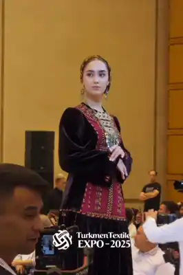 Türkmen fasonlar pombarh fasonlar Fasonlar 2025 fasonlar fason moda modalar Bezen bezen Türkmen fasonlar 2026 Türkmen fasonlar 2025 Türkmen fasonlar 2024 Türkmen fasonlar 2023 turkmenistan türkmenistan turkmen türkmen ashgabat  asgabat aşgabat balkan mary lebap dashoguz dasoguz daşoguz pombarh ponbarhat gulyupek gülýüpek stapel ştapel Gralan Çüýdeşen Abaýa Gadymy Krep Gurultaý 	Keteni Ýüpek Şifon Gipýur Lyon Welwet Atlas Kaşemir Streýç Suzana Ştapel Gülýüpek Pombarh Ýupka Gursakça Aksesuarlar Palto Penjek Okuw eşik Fata Sport eşik Uniforma Nakidka Öýme Şarf kompýuter ýaka ýaglyk Arenda köýnek 2nji el köýnek Taýyn köýnek Matalar Milli lybas milli lybaslar Toý köýnek Toý köýnekler toy koynek toy koynekler gundelik koynekler Gündelik	 
 köýnekler fata koynek Modern taze fason Eskiz koynektm turkmenkoynek türkmenkoynek fason moda moda fasonlar Iş eşik el iş	sada	ýakaly ýakasyz	keşdeli biserli	ýeňli giň nagyşly ýüregi açyk stoýka ýaka ýanly kombinasiýa 	zerli üsti aşak guşakly seçekli gysga ýeňli Panbarhat (Pombarh) Modern TürkmenTextile Expo 2025 26-35 Gara yaz, gysh