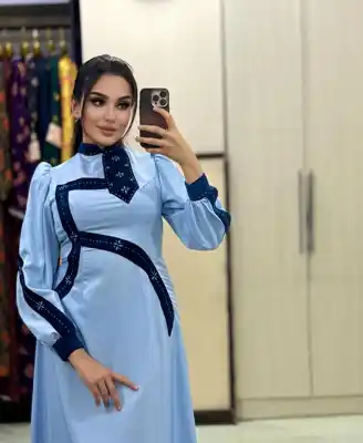 Türkmen fasonlar pombarh fasonlar Fasonlar 2025 fasonlar fason moda modalar Bezen bezen Türkmen fasonlar 2026 Türkmen fasonlar 2025 Türkmen fasonlar 2024 Türkmen fasonlar 2023 turkmenistan türkmenistan turkmen türkmen ashgabat  asgabat aşgabat balkan mary lebap dashoguz dasoguz daşoguz pombarh ponbarhat gulyupek gülýüpek stapel ştapel Gralan Çüýdeşen Abaýa Gadymy Krep Gurultaý 	Keteni Ýüpek Şifon Gipýur Lyon Welwet Atlas Kaşemir Streýç Suzana Ştapel Gülýüpek Pombarh Ýupka Gursakça Aksesuarlar Palto Penjek Okuw eşik Fata Sport eşik Uniforma Nakidka Öýme Şarf kompýuter ýaka ýaglyk Arenda köýnek 2nji el köýnek Taýyn köýnek Matalar Milli lybas milli lybaslar Toý köýnek Toý köýnekler toy koynek toy koynekler gundelik koynekler Gündelik	 
 köýnekler fata koynek Modern taze fason Eskiz koynektm turkmenkoynek türkmenkoynek fason moda moda fasonlar Iş eşik el iş	sada	ýakaly ýakasyz	keşdeli biserli	ýeňli giň nagyşly ýüregi açyk stoýka ýaka ýanly kombinasiýa 	zerli üsti aşak guşakly seçekli gysga ýeňli Ipeker  el iş, ýakasyz, ýeňli, giň 17-25, 26-35 Gök yaz, tomus, guyz Taýyn köýnek