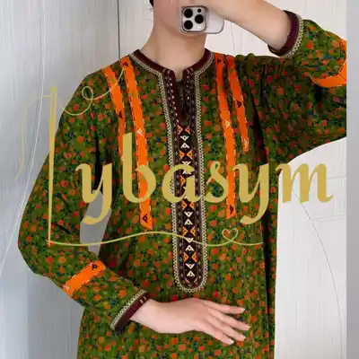 Türkmen fasonlar pombarh fasonlar Fasonlar 2025 fasonlar fason moda modalar Bezen bezen Türkmen fasonlar 2026 Türkmen fasonlar 2025 Türkmen fasonlar 2024 Türkmen fasonlar 2023 turkmenistan türkmenistan turkmen türkmen ashgabat  asgabat aşgabat balkan mary lebap dashoguz dasoguz daşoguz pombarh ponbarhat gulyupek gülýüpek stapel ştapel Gralan Çüýdeşen Abaýa Gadymy Krep Gurultaý 	Keteni Ýüpek Şifon Gipýur Lyon Welwet Atlas Kaşemir Streýç Suzana Ştapel Gülýüpek Pombarh Ýupka Gursakça Aksesuarlar Palto Penjek Okuw eşik Fata Sport eşik Uniforma Nakidka Öýme Şarf kompýuter ýaka ýaglyk Arenda köýnek 2nji el köýnek Taýyn köýnek Matalar Milli lybas milli lybaslar Toý köýnek Toý köýnekler toy koynek toy koynekler gundelik koynekler Gündelik	 
 köýnekler fata koynek Modern taze fason Eskiz koynektm turkmenkoynek türkmenkoynek fason moda moda fasonlar Iş eşik el iş	sada	ýakaly ýakasyz	keşdeli biserli	ýeňli giň nagyşly ýüregi açyk stoýka ýaka ýanly kombinasiýa 	zerli üsti aşak guşakly seçekli gysga ýeňli Ştapel Gündelik el iş, keşdeli, ýakaly, ýanly, ýüregi açyk, ýeňli, giň 17-25, 26-35 Goýy-ýaşyl