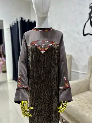 Türkmen fasonlar pombarh fasonlar Fasonlar 2025 fasonlar fason moda modalar Bezen bezen Türkmen fasonlar 2026 Türkmen fasonlar 2025 Türkmen fasonlar 2024 Türkmen fasonlar 2023 turkmenistan türkmenistan turkmen türkmen ashgabat  asgabat aşgabat balkan mary lebap dashoguz dasoguz daşoguz pombarh ponbarhat gulyupek gülýüpek stapel ştapel Gralan Çüýdeşen Abaýa Gadymy Krep Gurultaý 	Keteni Ýüpek Şifon Gipýur Lyon Welwet Atlas Kaşemir Streýç Suzana Ştapel Gülýüpek Pombarh Ýupka Gursakça Aksesuarlar Palto Penjek Okuw eşik Fata Sport eşik Uniforma Nakidka Öýme Şarf kompýuter ýaka ýaglyk Arenda köýnek 2nji el köýnek Taýyn köýnek Matalar Milli lybas milli lybaslar Toý köýnek Toý köýnekler toy koynek toy koynekler gundelik koynekler Gündelik	 
 köýnekler fata koynek Modern taze fason Eskiz koynektm turkmenkoynek türkmenkoynek fason moda moda fasonlar Iş eşik el iş	sada	ýakaly ýakasyz	keşdeli biserli	ýeňli giň nagyşly ýüregi açyk stoýka ýaka ýanly kombinasiýa 	zerli üsti aşak guşakly seçekli gysga ýeňli Gülýüpek    Goýy-goňur