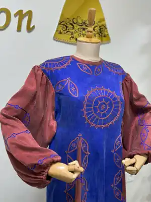 Türkmen fasonlar pombarh fasonlar Fasonlar 2025 fasonlar fason moda modalar Bezen bezen Türkmen fasonlar 2026 Türkmen fasonlar 2025 Türkmen fasonlar 2024 Türkmen fasonlar 2023 turkmenistan türkmenistan turkmen türkmen ashgabat  asgabat aşgabat balkan mary lebap dashoguz dasoguz daşoguz pombarh ponbarhat gulyupek gülýüpek stapel ştapel Gralan Çüýdeşen Abaýa Gadymy Krep Gurultaý 	Keteni Ýüpek Şifon Gipýur Lyon Welwet Atlas Kaşemir Streýç Suzana Ştapel Gülýüpek Pombarh Ýupka Gursakça Aksesuarlar Palto Penjek Okuw eşik Fata Sport eşik Uniforma Nakidka Öýme Şarf kompýuter ýaka ýaglyk Arenda köýnek 2nji el köýnek Taýyn köýnek Matalar Milli lybas milli lybaslar Toý köýnek Toý köýnekler toy koynek toy koynekler gundelik koynekler Gündelik	 
 köýnekler fata koynek Modern taze fason Eskiz koynektm turkmenkoynek türkmenkoynek fason moda moda fasonlar Iş eşik el iş	sada	ýakaly ýakasyz	keşdeli biserli	ýeňli giň nagyşly ýüregi açyk stoýka ýaka ýanly kombinasiýa 	zerli üsti aşak guşakly seçekli gysga ýeňli 