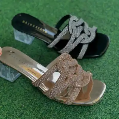 Türkmen fasonlar pombarh fasonlar Fasonlar 2025 fasonlar fason moda modalar Bezen bezen Türkmen fasonlar 2026 Türkmen fasonlar 2025 Türkmen fasonlar 2024 Türkmen fasonlar 2023 turkmenistan türkmenistan turkmen türkmen ashgabat  asgabat aşgabat balkan mary lebap dashoguz dasoguz daşoguz pombarh ponbarhat gulyupek gülýüpek stapel ştapel Gralan Çüýdeşen Abaýa Gadymy Krep Gurultaý 	Keteni Ýüpek Şifon Gipýur Lyon Welwet Atlas Kaşemir Streýç Suzana Ştapel Gülýüpek Pombarh Ýupka Gursakça Aksesuarlar Palto Penjek Okuw eşik Fata Sport eşik Uniforma Nakidka Öýme Şarf kompýuter ýaka ýaglyk Arenda köýnek 2nji el köýnek Taýyn köýnek Matalar Milli lybas milli lybaslar Toý köýnek Toý köýnekler toy koynek toy koynekler gundelik koynekler Gündelik	 
 köýnekler fata koynek Modern taze fason Eskiz koynektm turkmenkoynek türkmenkoynek fason moda moda fasonlar Iş eşik el iş	sada	ýakaly ýakasyz	keşdeli biserli	ýeňli giň nagyşly ýüregi açyk stoýka ýaka ýanly kombinasiýa 	zerli üsti aşak guşakly seçekli gysga ýeňli Gara, Altyn  Aýakgap