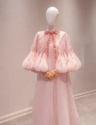 Türkmen fasonlar pombarh fasonlar Fasonlar 2025 fasonlar fason moda modalar Bezen bezen Türkmen fasonlar 2026 Türkmen fasonlar 2025 Türkmen fasonlar 2024 Türkmen fasonlar 2023 turkmenistan türkmenistan turkmen türkmen ashgabat  asgabat aşgabat balkan mary lebap dashoguz dasoguz daşoguz pombarh ponbarhat gulyupek gülýüpek stapel ştapel Gralan Çüýdeşen Abaýa Gadymy Krep Gurultaý 	Keteni Ýüpek Şifon Gipýur Lyon Welwet Atlas Kaşemir Streýç Suzana Ştapel Gülýüpek Pombarh Ýupka Gursakça Aksesuarlar Palto Penjek Okuw eşik Fata Sport eşik Uniforma Nakidka Öýme Şarf kompýuter ýaka ýaglyk Arenda köýnek 2nji el köýnek Taýyn köýnek Matalar Milli lybas milli lybaslar Toý köýnek Toý köýnekler toy koynek toy koynekler gundelik koynekler Gündelik	 
 köýnekler fata koynek Modern taze fason Eskiz koynektm turkmenkoynek türkmenkoynek fason moda moda fasonlar Iş eşik el iş	sada	ýakaly ýakasyz	keşdeli biserli	ýeňli giň nagyşly ýüregi açyk stoýka ýaka ýanly kombinasiýa 	zerli üsti aşak guşakly seçekli gysga ýeňli Toý köýnek, Modern el iş, ýakasyz, giň 12-16 Gülgüne, Pudra yaz, tomus, guyz