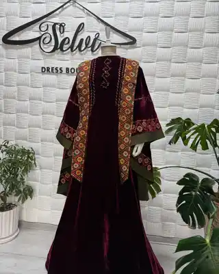 Türkmen fasonlar pombarh fasonlar Fasonlar 2025 fasonlar fason moda modalar Bezen bezen Türkmen fasonlar 2026 Türkmen fasonlar 2025 Türkmen fasonlar 2024 Türkmen fasonlar 2023 turkmenistan türkmenistan turkmen türkmen ashgabat  asgabat aşgabat balkan mary lebap dashoguz dasoguz daşoguz pombarh ponbarhat gulyupek gülýüpek stapel ştapel Gralan Çüýdeşen Abaýa Gadymy Krep Gurultaý 	Keteni Ýüpek Şifon Gipýur Lyon Welwet Atlas Kaşemir Streýç Suzana Ştapel Gülýüpek Pombarh Ýupka Gursakça Aksesuarlar Palto Penjek Okuw eşik Fata Sport eşik Uniforma Nakidka Öýme Şarf kompýuter ýaka ýaglyk Arenda köýnek 2nji el köýnek Taýyn köýnek Matalar Milli lybas milli lybaslar Toý köýnek Toý köýnekler toy koynek toy koynekler gundelik koynekler Gündelik	 
 köýnekler fata koynek Modern taze fason Eskiz koynektm turkmenkoynek türkmenkoynek fason moda moda fasonlar Iş eşik el iş	sada	ýakaly ýakasyz	keşdeli biserli	ýeňli giň nagyşly ýüregi açyk stoýka ýaka ýanly kombinasiýa 	zerli üsti aşak guşakly seçekli gysga ýeňli Keteni, Panbarhat (Pombarh) Toý köýnek el iş, biserli, ýeňli, giň, kombinasiýa 26-35, 35+ Goýy-gyzyl yaz, gysh