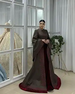 Türkmen fasonlar pombarh fasonlar Fasonlar 2025 fasonlar fason moda modalar Bezen bezen Türkmen fasonlar 2026 Türkmen fasonlar 2025 Türkmen fasonlar 2024 Türkmen fasonlar 2023 turkmenistan türkmenistan turkmen türkmen ashgabat  asgabat aşgabat balkan mary lebap dashoguz dasoguz daşoguz pombarh ponbarhat gulyupek gülýüpek stapel ştapel Gralan Çüýdeşen Abaýa Gadymy Krep Gurultaý 	Keteni Ýüpek Şifon Gipýur Lyon Welwet Atlas Kaşemir Streýç Suzana Ştapel Gülýüpek Pombarh Ýupka Gursakça Aksesuarlar Palto Penjek Okuw eşik Fata Sport eşik Uniforma Nakidka Öýme Şarf kompýuter ýaka ýaglyk Arenda köýnek 2nji el köýnek Taýyn köýnek Matalar Milli lybas milli lybaslar Toý köýnek Toý köýnekler toy koynek toy koynekler gundelik koynekler Gündelik	 
 köýnekler fata koynek Modern taze fason Eskiz koynektm turkmenkoynek türkmenkoynek fason moda moda fasonlar Iş eşik el iş	sada	ýakaly ýakasyz	keşdeli biserli	ýeňli giň nagyşly ýüregi açyk stoýka ýaka ýanly kombinasiýa 	zerli üsti aşak guşakly seçekli gysga ýeňli Ýüpek, Panbarhat (Pombarh) Toý köýnek, Modern sada, giň, kombinasiýa, zerli, nagyşly 26-35, 35+ Goýy-gyzyl, Çal