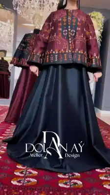 Türkmen fasonlar pombarh fasonlar Fasonlar 2025 fasonlar fason moda modalar Bezen bezen Türkmen fasonlar 2026 Türkmen fasonlar 2025 Türkmen fasonlar 2024 Türkmen fasonlar 2023 turkmenistan türkmenistan turkmen türkmen ashgabat  asgabat aşgabat balkan mary lebap dashoguz dasoguz daşoguz pombarh ponbarhat gulyupek gülýüpek stapel ştapel Gralan Çüýdeşen Abaýa Gadymy Krep Gurultaý 	Keteni Ýüpek Şifon Gipýur Lyon Welwet Atlas Kaşemir Streýç Suzana Ştapel Gülýüpek Pombarh Ýupka Gursakça Aksesuarlar Palto Penjek Okuw eşik Fata Sport eşik Uniforma Nakidka Öýme Şarf kompýuter ýaka ýaglyk Arenda köýnek 2nji el köýnek Taýyn köýnek Matalar Milli lybas milli lybaslar Toý köýnek Toý köýnekler toy koynek toy koynekler gundelik koynekler Gündelik	 
 köýnekler fata koynek Modern taze fason Eskiz koynektm turkmenkoynek türkmenkoynek fason moda moda fasonlar Iş eşik el iş	sada	ýakaly ýakasyz	keşdeli biserli	ýeňli giň nagyşly ýüregi açyk stoýka ýaka ýanly kombinasiýa 	zerli üsti aşak guşakly seçekli gysga ýeňli Toý köýnek, Milli lybas el iş  Gara, Goýy-gyzyl