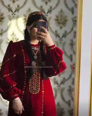 Türkmen fasonlar pombarh fasonlar Fasonlar 2025 fasonlar fason moda modalar Bezen bezen Türkmen fasonlar 2026 Türkmen fasonlar 2025 Türkmen fasonlar 2024 Türkmen fasonlar 2023 turkmenistan türkmenistan turkmen türkmen ashgabat  asgabat aşgabat balkan mary lebap dashoguz dasoguz daşoguz pombarh ponbarhat gulyupek gülýüpek stapel ştapel Gralan Çüýdeşen Abaýa Gadymy Krep Gurultaý 	Keteni Ýüpek Şifon Gipýur Lyon Welwet Atlas Kaşemir Streýç Suzana Ştapel Gülýüpek Pombarh Ýupka Gursakça Aksesuarlar Palto Penjek Okuw eşik Fata Sport eşik Uniforma Nakidka Öýme Şarf kompýuter ýaka ýaglyk Arenda köýnek 2nji el köýnek Taýyn köýnek Matalar Milli lybas milli lybaslar Toý köýnek Toý köýnekler toy koynek toy koynekler gundelik koynekler Gündelik	 
 köýnekler fata koynek Modern taze fason Eskiz koynektm turkmenkoynek türkmenkoynek fason moda moda fasonlar Iş eşik el iş	sada	ýakaly ýakasyz	keşdeli biserli	ýeňli giň nagyşly ýüregi açyk stoýka ýaka ýanly kombinasiýa 	zerli üsti aşak guşakly seçekli gysga ýeňli Uçurym köýnek   Gyzyl tomus