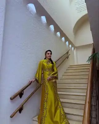 Türkmen fasonlar pombarh fasonlar Fasonlar 2025 fasonlar fason moda modalar Bezen bezen Türkmen fasonlar 2026 Türkmen fasonlar 2025 Türkmen fasonlar 2024 Türkmen fasonlar 2023 turkmenistan türkmenistan turkmen türkmen ashgabat  asgabat aşgabat balkan mary lebap dashoguz dasoguz daşoguz pombarh ponbarhat gulyupek gülýüpek stapel ştapel Gralan Çüýdeşen Abaýa Gadymy Krep Gurultaý 	Keteni Ýüpek Şifon Gipýur Lyon Welwet Atlas Kaşemir Streýç Suzana Ştapel Gülýüpek Pombarh Ýupka Gursakça Aksesuarlar Palto Penjek Okuw eşik Fata Sport eşik Uniforma Nakidka Öýme Şarf kompýuter ýaka ýaglyk Arenda köýnek 2nji el köýnek Taýyn köýnek Matalar Milli lybas milli lybaslar Toý köýnek Toý köýnekler toy koynek toy koynekler gundelik koynekler Gündelik	 
 köýnekler fata koynek Modern taze fason Eskiz koynektm turkmenkoynek türkmenkoynek fason moda moda fasonlar Iş eşik el iş	sada	ýakaly ýakasyz	keşdeli biserli	ýeňli giň nagyşly ýüregi açyk stoýka ýaka ýanly kombinasiýa 	zerli üsti aşak guşakly seçekli gysga ýeňli Suzana Toý köýnek el iş, ýakasyz, biserli  Sary