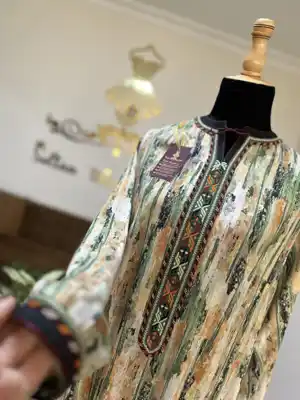 Türkmen fasonlar pombarh fasonlar Fasonlar 2025 fasonlar fason moda modalar Bezen bezen Türkmen fasonlar 2026 Türkmen fasonlar 2025 Türkmen fasonlar 2024 Türkmen fasonlar 2023 turkmenistan türkmenistan turkmen türkmen ashgabat  asgabat aşgabat balkan mary lebap dashoguz dasoguz daşoguz pombarh ponbarhat gulyupek gülýüpek stapel ştapel Gralan Çüýdeşen Abaýa Gadymy Krep Gurultaý 	Keteni Ýüpek Şifon Gipýur Lyon Welwet Atlas Kaşemir Streýç Suzana Ştapel Gülýüpek Pombarh Ýupka Gursakça Aksesuarlar Palto Penjek Okuw eşik Fata Sport eşik Uniforma Nakidka Öýme Şarf kompýuter ýaka ýaglyk Arenda köýnek 2nji el köýnek Taýyn köýnek Matalar Milli lybas milli lybaslar Toý köýnek Toý köýnekler toy koynek toy koynekler gundelik koynekler Gündelik	 
 köýnekler fata koynek Modern taze fason Eskiz koynektm turkmenkoynek türkmenkoynek fason moda moda fasonlar Iş eşik el iş	sada	ýakaly ýakasyz	keşdeli biserli	ýeňli giň nagyşly ýüregi açyk stoýka ýaka ýanly kombinasiýa 	zerli üsti aşak guşakly seçekli gysga ýeňli Ştapel    Ýaşyl