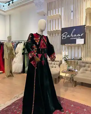 Türkmen fasonlar pombarh fasonlar Fasonlar 2025 fasonlar fason moda modalar Bezen bezen Türkmen fasonlar 2026 Türkmen fasonlar 2025 Türkmen fasonlar 2024 Türkmen fasonlar 2023 turkmenistan türkmenistan turkmen türkmen ashgabat  asgabat aşgabat balkan mary lebap dashoguz dasoguz daşoguz pombarh ponbarhat gulyupek gülýüpek stapel ştapel Gralan Çüýdeşen Abaýa Gadymy Krep Gurultaý 	Keteni Ýüpek Şifon Gipýur Lyon Welwet Atlas Kaşemir Streýç Suzana Ştapel Gülýüpek Pombarh Ýupka Gursakça Aksesuarlar Palto Penjek Okuw eşik Fata Sport eşik Uniforma Nakidka Öýme Şarf kompýuter ýaka ýaglyk Arenda köýnek 2nji el köýnek Taýyn köýnek Matalar Milli lybas milli lybaslar Toý köýnek Toý köýnekler toy koynek toy koynekler gundelik koynekler Gündelik	 
 köýnekler fata koynek Modern taze fason Eskiz koynektm turkmenkoynek türkmenkoynek fason moda moda fasonlar Iş eşik el iş	sada	ýakaly ýakasyz	keşdeli biserli	ýeňli giň nagyşly ýüregi açyk stoýka ýaka ýanly kombinasiýa 	zerli üsti aşak guşakly seçekli gysga ýeňli Panbarhat (Pombarh), Ýüpek, Keteni Toý köýnek, Milli lybas, Modern el iş, keşdeli, ýakaly, biserli, ýeňli, giň, kombinasiýa, nagyşly, seçekli 26-35, 35+ Gara, Gyzyl, Goňur, Goýy-ýaşyl, Goýy-çal