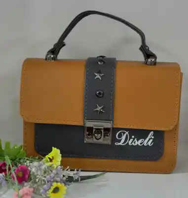 Türkmen fasonlar pombarh fasonlar Fasonlar 2025 fasonlar fason moda modalar Bezen bezen Türkmen fasonlar 2026 Türkmen fasonlar 2025 Türkmen fasonlar 2024 Türkmen fasonlar 2023 turkmenistan türkmenistan turkmen türkmen ashgabat  asgabat aşgabat balkan mary lebap dashoguz dasoguz daşoguz pombarh ponbarhat gulyupek gülýüpek stapel ştapel Gralan Çüýdeşen Abaýa Gadymy Krep Gurultaý 	Keteni Ýüpek Şifon Gipýur Lyon Welwet Atlas Kaşemir Streýç Suzana Ştapel Gülýüpek Pombarh Ýupka Gursakça Aksesuarlar Palto Penjek Okuw eşik Fata Sport eşik Uniforma Nakidka Öýme Şarf kompýuter ýaka ýaglyk Arenda köýnek 2nji el köýnek Taýyn köýnek Matalar Milli lybas milli lybaslar Toý köýnek Toý köýnekler toy koynek toy koynekler gundelik koynekler Gündelik	 
 köýnekler fata koynek Modern taze fason Eskiz koynektm turkmenkoynek türkmenkoynek fason moda moda fasonlar Iş eşik el iş	sada	ýakaly ýakasyz	keşdeli biserli	ýeňli giň nagyşly ýüregi açyk stoýka ýaka ýanly kombinasiýa 	zerli üsti aşak guşakly seçekli gysga ýeňli Gara, Ak, Benewşe, Mämişi  Sumka