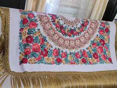 Türkmen fasonlar pombarh fasonlar Fasonlar 2025 fasonlar fason moda modalar Bezen bezen Türkmen fasonlar 2026 Türkmen fasonlar 2025 Türkmen fasonlar 2024 Türkmen fasonlar 2023 turkmenistan türkmenistan turkmen türkmen ashgabat  asgabat aşgabat balkan mary lebap dashoguz dasoguz daşoguz pombarh ponbarhat gulyupek gülýüpek stapel ştapel Gralan Çüýdeşen Abaýa Gadymy Krep Gurultaý 	Keteni Ýüpek Şifon Gipýur Lyon Welwet Atlas Kaşemir Streýç Suzana Ştapel Gülýüpek Pombarh Ýupka Gursakça Aksesuarlar Palto Penjek Okuw eşik Fata Sport eşik Uniforma Nakidka Öýme Şarf kompýuter ýaka ýaglyk Arenda köýnek 2nji el köýnek Taýyn köýnek Matalar Milli lybas milli lybaslar Toý köýnek Toý köýnekler toy koynek toy koynekler gundelik koynekler Gündelik	 
 köýnekler fata koynek Modern taze fason Eskiz koynektm turkmenkoynek türkmenkoynek fason moda moda fasonlar Iş eşik el iş	sada	ýakaly ýakasyz	keşdeli biserli	ýeňli giň nagyşly ýüregi açyk stoýka ýaka ýanly kombinasiýa 	zerli üsti aşak guşakly seçekli gysga ýeňli Ýüpek, Ýüň   17-25, 26-35, 35+ Ak yaz, tomus, guyz, gysh