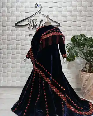 Türkmen fasonlar pombarh fasonlar Fasonlar 2025 fasonlar fason moda modalar Bezen bezen Türkmen fasonlar 2026 Türkmen fasonlar 2025 Türkmen fasonlar 2024 Türkmen fasonlar 2023 turkmenistan türkmenistan turkmen türkmen ashgabat  asgabat aşgabat balkan mary lebap dashoguz dasoguz daşoguz pombarh ponbarhat gulyupek gülýüpek stapel ştapel Gralan Çüýdeşen Abaýa Gadymy Krep Gurultaý 	Keteni Ýüpek Şifon Gipýur Lyon Welwet Atlas Kaşemir Streýç Suzana Ştapel Gülýüpek Pombarh Ýupka Gursakça Aksesuarlar Palto Penjek Okuw eşik Fata Sport eşik Uniforma Nakidka Öýme Şarf kompýuter ýaka ýaglyk Arenda köýnek 2nji el köýnek Taýyn köýnek Matalar Milli lybas milli lybaslar Toý köýnek Toý köýnekler toy koynek toy koynekler gundelik koynekler Gündelik	 
 köýnekler fata koynek Modern taze fason Eskiz koynektm turkmenkoynek türkmenkoynek fason moda moda fasonlar Iş eşik el iş	sada	ýakaly ýakasyz	keşdeli biserli	ýeňli giň nagyşly ýüregi açyk stoýka ýaka ýanly kombinasiýa 	zerli üsti aşak guşakly seçekli gysga ýeňli Keteni, Panbarhat (Pombarh) Toý köýnek el iş, keşdeli, ýakasyz, ýeňli, giň, kombinasiýa, seçekli 26-35, 35+ Goýy-gök yaz, gysh