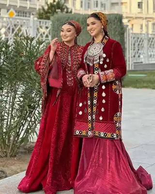 Türkmen fasonlar pombarh fasonlar Fasonlar 2025 fasonlar fason moda modalar Bezen bezen Türkmen fasonlar 2026 Türkmen fasonlar 2025 Türkmen fasonlar 2024 Türkmen fasonlar 2023 turkmenistan türkmenistan turkmen türkmen ashgabat  asgabat aşgabat balkan mary lebap dashoguz dasoguz daşoguz pombarh ponbarhat gulyupek gülýüpek stapel ştapel Gralan Çüýdeşen Abaýa Gadymy Krep Gurultaý 	Keteni Ýüpek Şifon Gipýur Lyon Welwet Atlas Kaşemir Streýç Suzana Ştapel Gülýüpek Pombarh Ýupka Gursakça Aksesuarlar Palto Penjek Okuw eşik Fata Sport eşik Uniforma Nakidka Öýme Şarf kompýuter ýaka ýaglyk Arenda köýnek 2nji el köýnek Taýyn köýnek Matalar Milli lybas milli lybaslar Toý köýnek Toý köýnekler toy koynek toy koynekler gundelik koynekler Gündelik	 
 köýnekler fata koynek Modern taze fason Eskiz koynektm turkmenkoynek türkmenkoynek fason moda moda fasonlar Iş eşik el iş	sada	ýakaly ýakasyz	keşdeli biserli	ýeňli giň nagyşly ýüregi açyk stoýka ýaka ýanly kombinasiýa 	zerli üsti aşak guşakly seçekli gysga ýeňli Panbarhat (Pombarh), Ýüpek, Keteni, Gadymy Milli lybas el iş, keşdeli, ýakaly, ýeňli, giň, kombinasiýa, nagyşly 26-35, 35+ Gülgüne, Gyzyl yaz, gysh