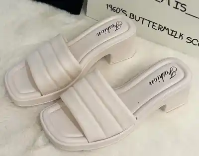 Türkmen fasonlar pombarh fasonlar Fasonlar 2025 fasonlar fason moda modalar Bezen bezen Türkmen fasonlar 2026 Türkmen fasonlar 2025 Türkmen fasonlar 2024 Türkmen fasonlar 2023 turkmenistan türkmenistan turkmen türkmen ashgabat  asgabat aşgabat balkan mary lebap dashoguz dasoguz daşoguz pombarh ponbarhat gulyupek gülýüpek stapel ştapel Gralan Çüýdeşen Abaýa Gadymy Krep Gurultaý 	Keteni Ýüpek Şifon Gipýur Lyon Welwet Atlas Kaşemir Streýç Suzana Ştapel Gülýüpek Pombarh Ýupka Gursakça Aksesuarlar Palto Penjek Okuw eşik Fata Sport eşik Uniforma Nakidka Öýme Şarf kompýuter ýaka ýaglyk Arenda köýnek 2nji el köýnek Taýyn köýnek Matalar Milli lybas milli lybaslar Toý köýnek Toý köýnekler toy koynek toy koynekler gundelik koynekler Gündelik	 
 köýnekler fata koynek Modern taze fason Eskiz koynektm turkmenkoynek türkmenkoynek fason moda moda fasonlar Iş eşik el iş	sada	ýakaly ýakasyz	keşdeli biserli	ýeňli giň nagyşly ýüregi açyk stoýka ýaka ýanly kombinasiýa 	zerli üsti aşak guşakly seçekli gysga ýeňli Gara, Ak, Gülgüne  Aýakgap