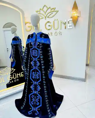 Türkmen fasonlar pombarh fasonlar Fasonlar 2025 fasonlar fason moda modalar Bezen bezen Türkmen fasonlar 2026 Türkmen fasonlar 2025 Türkmen fasonlar 2024 Türkmen fasonlar 2023 turkmenistan türkmenistan turkmen türkmen ashgabat  asgabat aşgabat balkan mary lebap dashoguz dasoguz daşoguz pombarh ponbarhat gulyupek gülýüpek stapel ştapel Gralan Çüýdeşen Abaýa Gadymy Krep Gurultaý 	Keteni Ýüpek Şifon Gipýur Lyon Welwet Atlas Kaşemir Streýç Suzana Ştapel Gülýüpek Pombarh Ýupka Gursakça Aksesuarlar Palto Penjek Okuw eşik Fata Sport eşik Uniforma Nakidka Öýme Şarf kompýuter ýaka ýaglyk Arenda köýnek 2nji el köýnek Taýyn köýnek Matalar Milli lybas milli lybaslar Toý köýnek Toý köýnekler toy koynek toy koynekler gundelik koynekler Gündelik	 
 köýnekler fata koynek Modern taze fason Eskiz koynektm turkmenkoynek türkmenkoynek fason moda moda fasonlar Iş eşik el iş	sada	ýakaly ýakasyz	keşdeli biserli	ýeňli giň nagyşly ýüregi açyk stoýka ýaka ýanly kombinasiýa 	zerli üsti aşak guşakly seçekli gysga ýeňli Panbarhat (Pombarh) Toý köýnek el iş, keşdeli, ýakaly, ýeňli, nagyşly 12-16, 17-25, 26-35 Goýy-gök