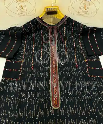 Türkmen fasonlar pombarh fasonlar Fasonlar 2025 fasonlar fason moda modalar Bezen bezen Türkmen fasonlar 2026 Türkmen fasonlar 2025 Türkmen fasonlar 2024 Türkmen fasonlar 2023 turkmenistan türkmenistan turkmen türkmen ashgabat  asgabat aşgabat balkan mary lebap dashoguz dasoguz daşoguz pombarh ponbarhat gulyupek gülýüpek stapel ştapel Gralan Çüýdeşen Abaýa Gadymy Krep Gurultaý 	Keteni Ýüpek Şifon Gipýur Lyon Welwet Atlas Kaşemir Streýç Suzana Ştapel Gülýüpek Pombarh Ýupka Gursakça Aksesuarlar Palto Penjek Okuw eşik Fata Sport eşik Uniforma Nakidka Öýme Şarf kompýuter ýaka ýaglyk Arenda köýnek 2nji el köýnek Taýyn köýnek Matalar Milli lybas milli lybaslar Toý köýnek Toý köýnekler toy koynek toy koynekler gundelik koynekler Gündelik	 
 köýnekler fata koynek Modern taze fason Eskiz koynektm turkmenkoynek türkmenkoynek fason moda moda fasonlar Iş eşik el iş	sada	ýakaly ýakasyz	keşdeli biserli	ýeňli giň nagyşly ýüregi açyk stoýka ýaka ýanly kombinasiýa 	zerli üsti aşak guşakly seçekli gysga ýeňli Ştapel Gündelik el iş, sada  Gara