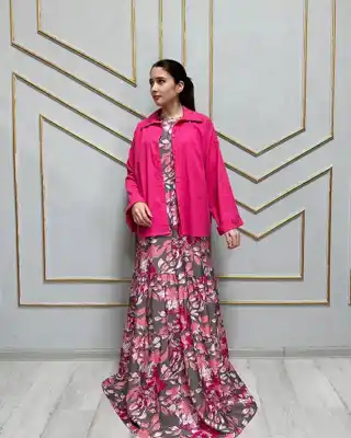 Türkmen fasonlar pombarh fasonlar Fasonlar 2025 fasonlar fason moda modalar Bezen bezen Türkmen fasonlar 2026 Türkmen fasonlar 2025 Türkmen fasonlar 2024 Türkmen fasonlar 2023 turkmenistan türkmenistan turkmen türkmen ashgabat  asgabat aşgabat balkan mary lebap dashoguz dasoguz daşoguz pombarh ponbarhat gulyupek gülýüpek stapel ştapel Gralan Çüýdeşen Abaýa Gadymy Krep Gurultaý 	Keteni Ýüpek Şifon Gipýur Lyon Welwet Atlas Kaşemir Streýç Suzana Ştapel Gülýüpek Pombarh Ýupka Gursakça Aksesuarlar Palto Penjek Okuw eşik Fata Sport eşik Uniforma Nakidka Öýme Şarf kompýuter ýaka ýaglyk Arenda köýnek 2nji el köýnek Taýyn köýnek Matalar Milli lybas milli lybaslar Toý köýnek Toý köýnekler toy koynek toy koynekler gundelik koynekler Gündelik	 
 köýnekler fata koynek Modern taze fason Eskiz koynektm turkmenkoynek türkmenkoynek fason moda moda fasonlar Iş eşik el iş	sada	ýakaly ýakasyz	keşdeli biserli	ýeňli giň nagyşly ýüregi açyk stoýka ýaka ýanly kombinasiýa 	zerli üsti aşak guşakly seçekli gysga ýeňli Lyon Gündelik   Haki, Ak, Ýaşyl, Gülgüne, Benewşe, Mämişi, Goýy-gök  Taýyn köýnek